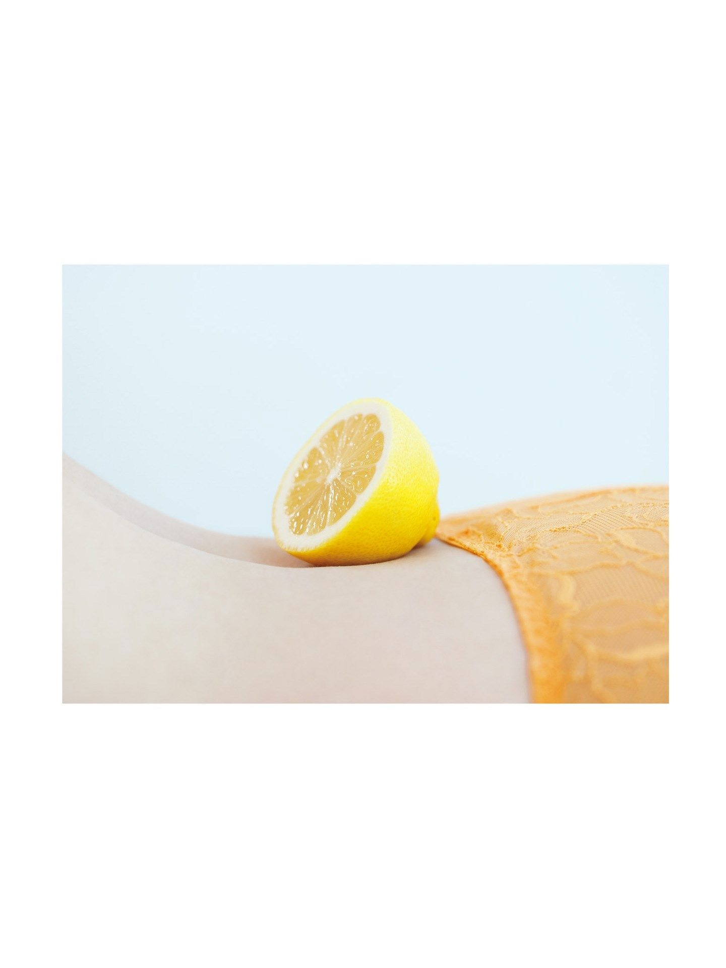 伊藤彩沙 - HONEY/(122P)
