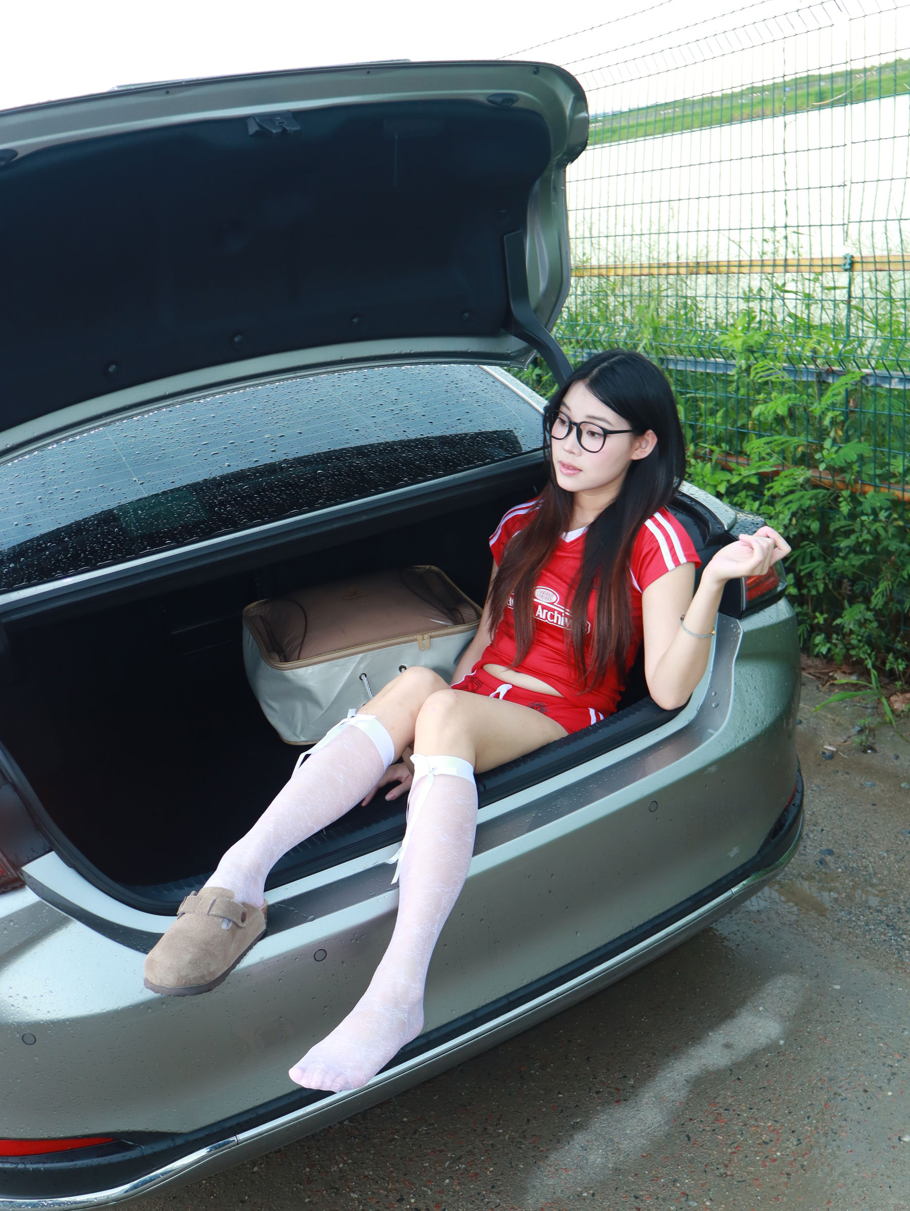 个人约拍 - 15号作品 车拍03年小妹/(350P)