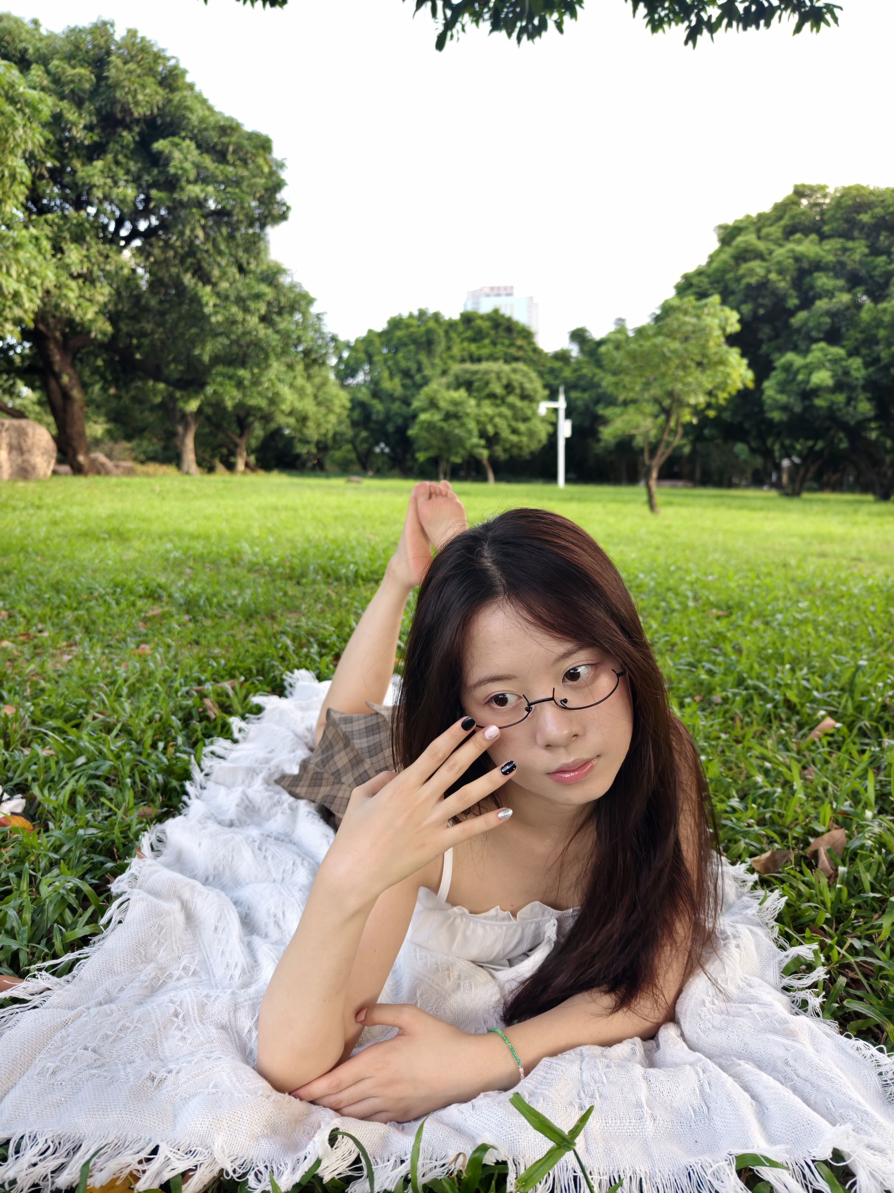 个人约拍 - 13号作品 半框眼镜高颜值小妹/(296P)