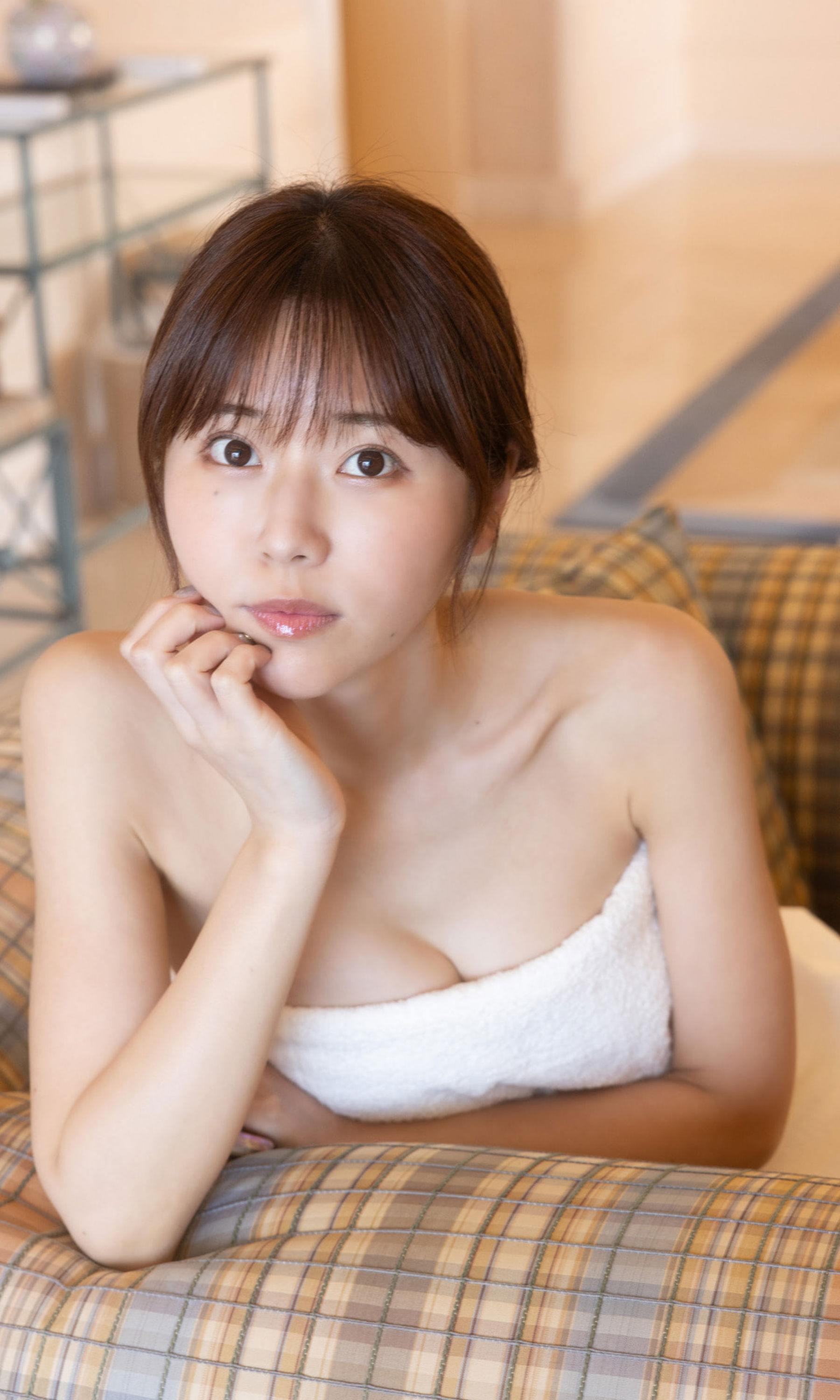 伊藤優衣&水原ゆき&長谷川かすみ - 俺達のあざす。/(77P)