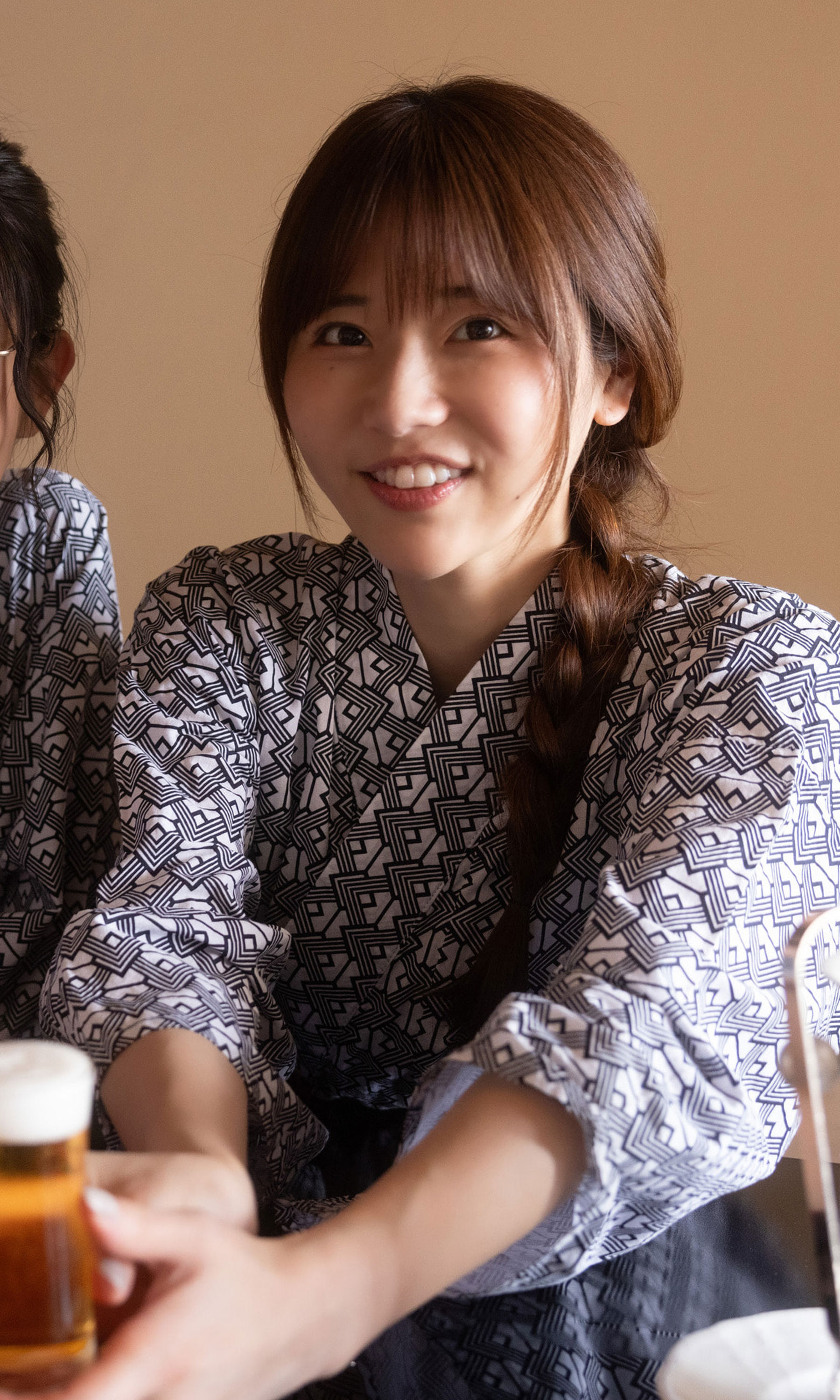 伊藤優衣&水原ゆき&長谷川かすみ - 俺達のあざす。/(77P)