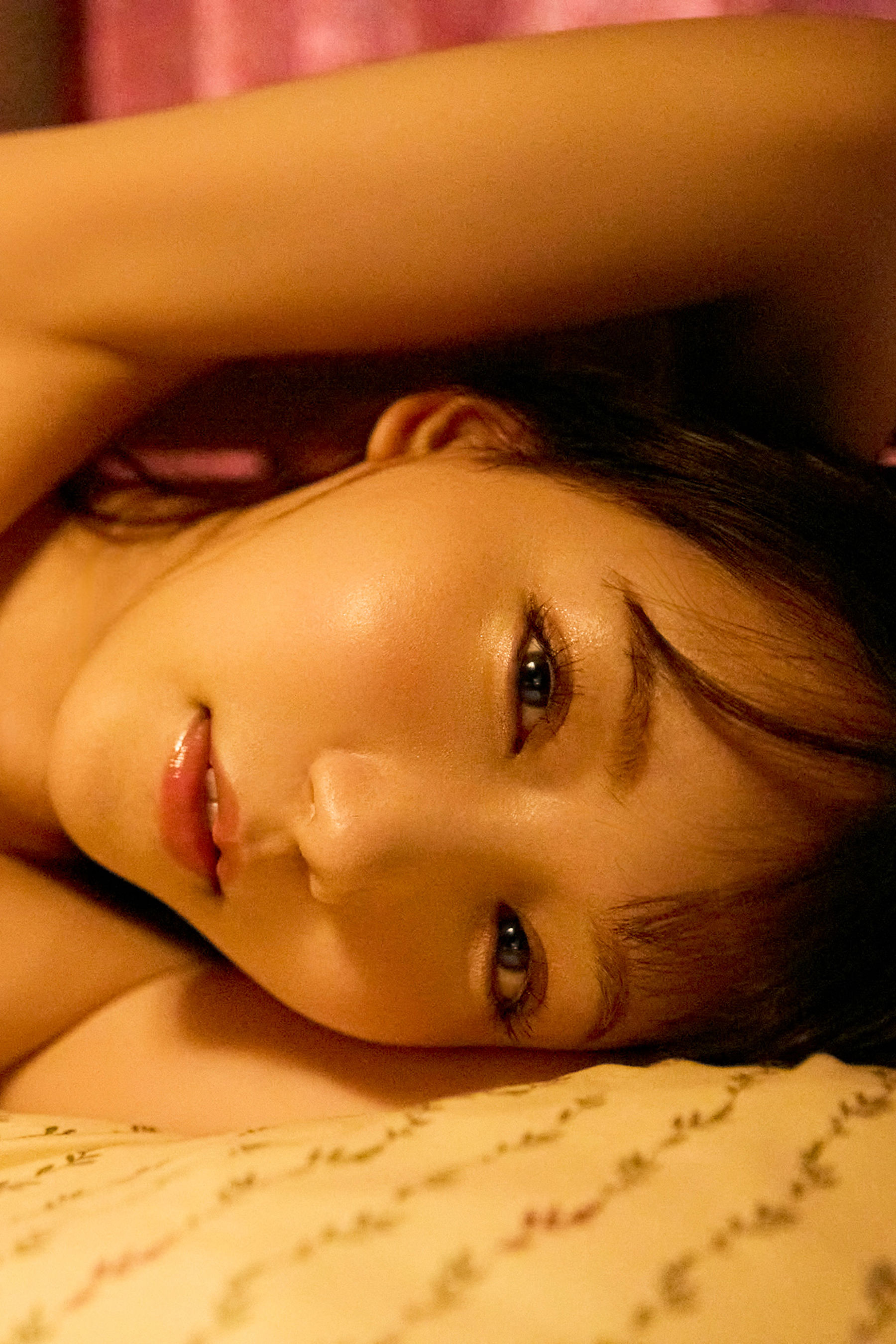 三田真鈴 - 見たらダメ/(41P)