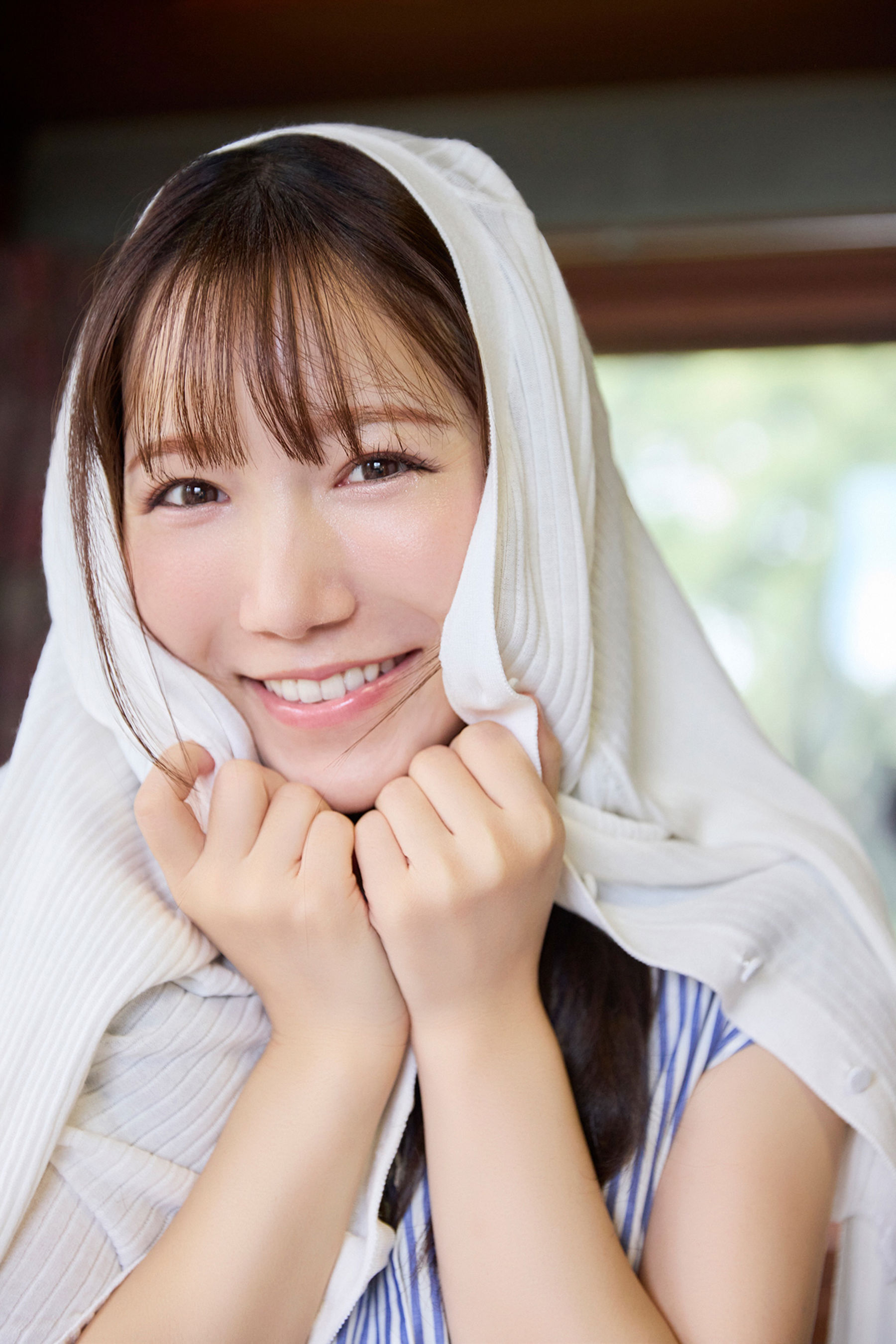 三田真鈴 - 見たらダメ/(41P)