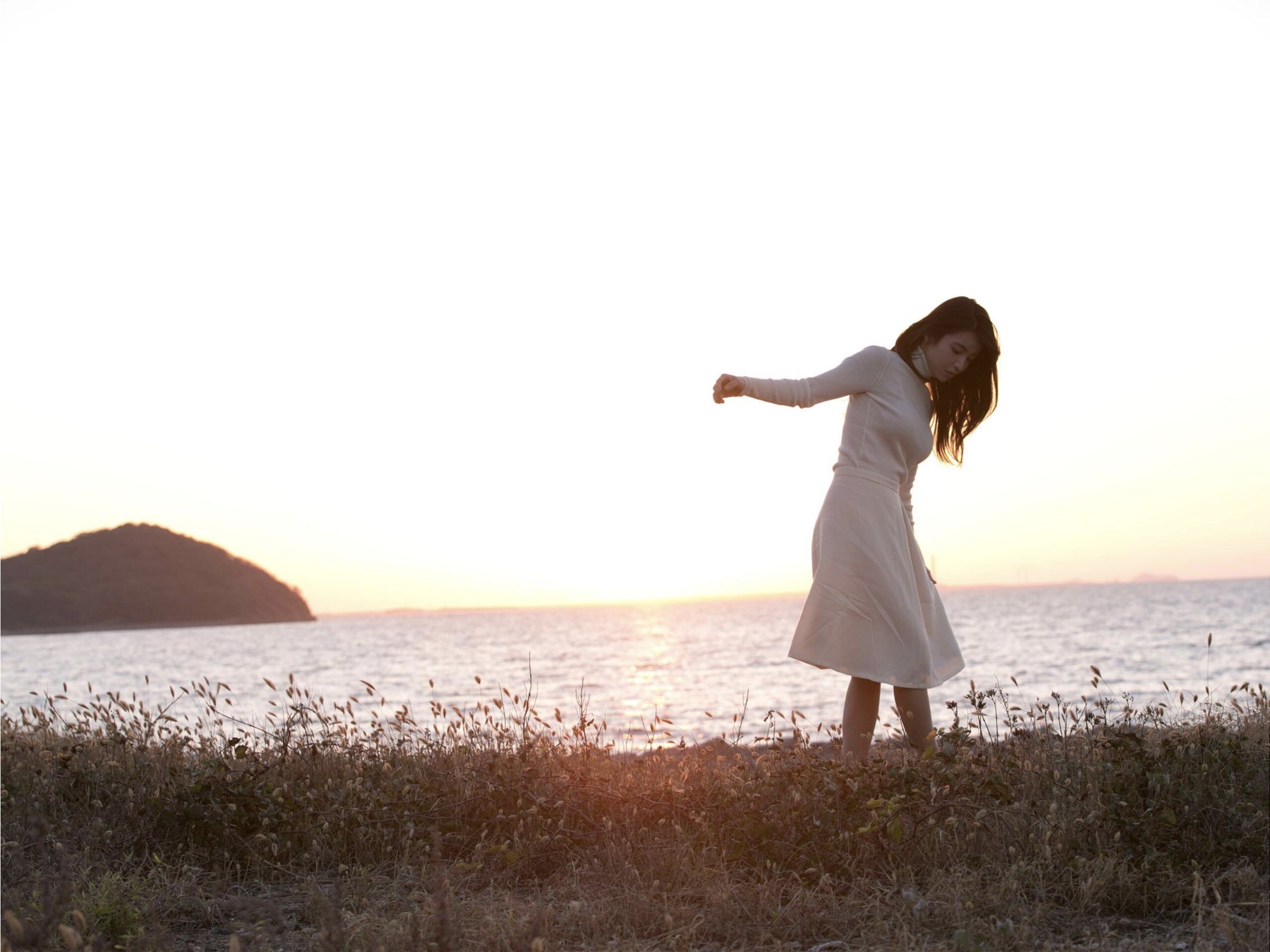 仲村美海 - 背中を流して/(45P)