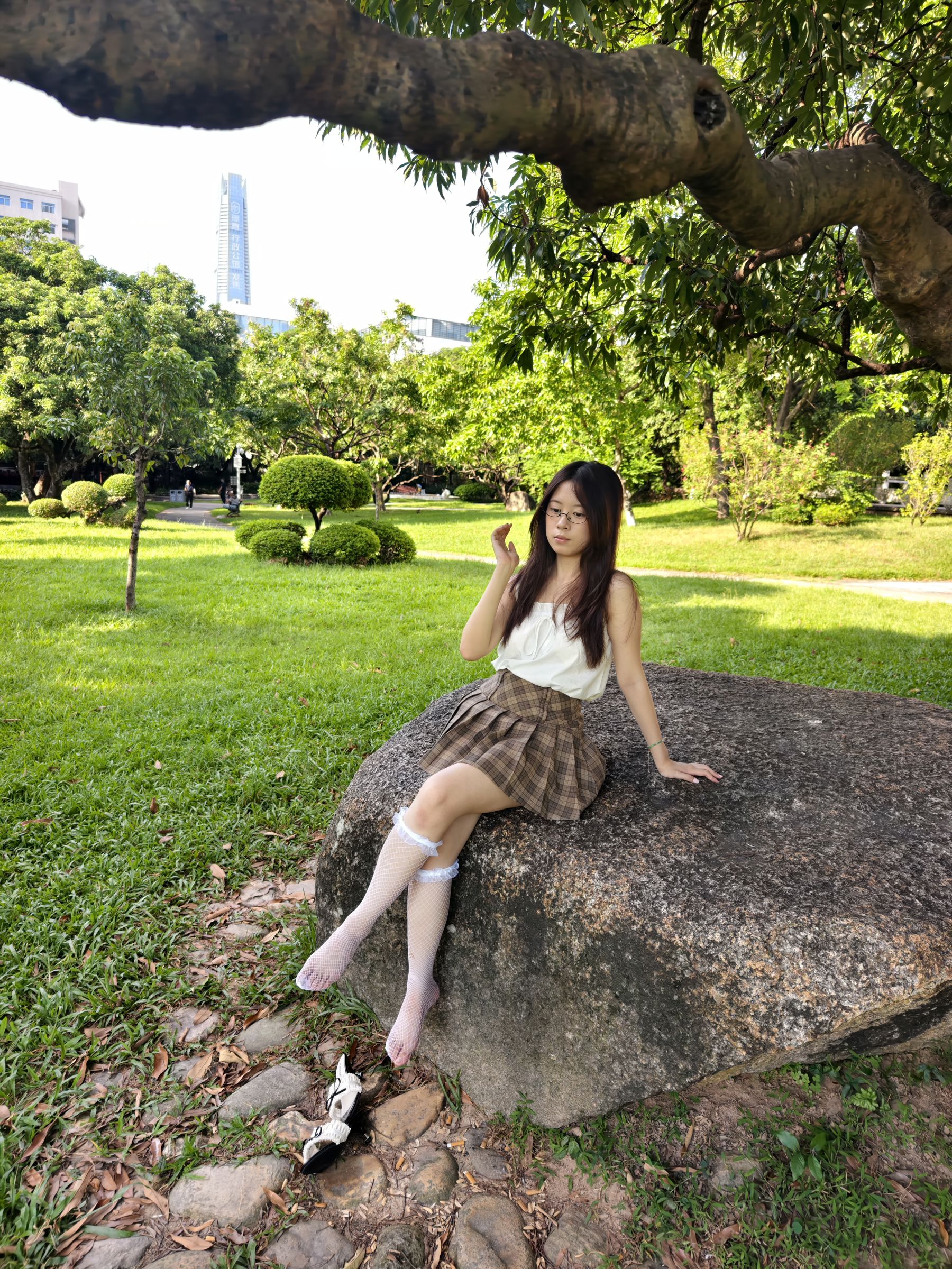 个人约拍 - 13号作品 半框眼镜高颜值小妹/(296P)
