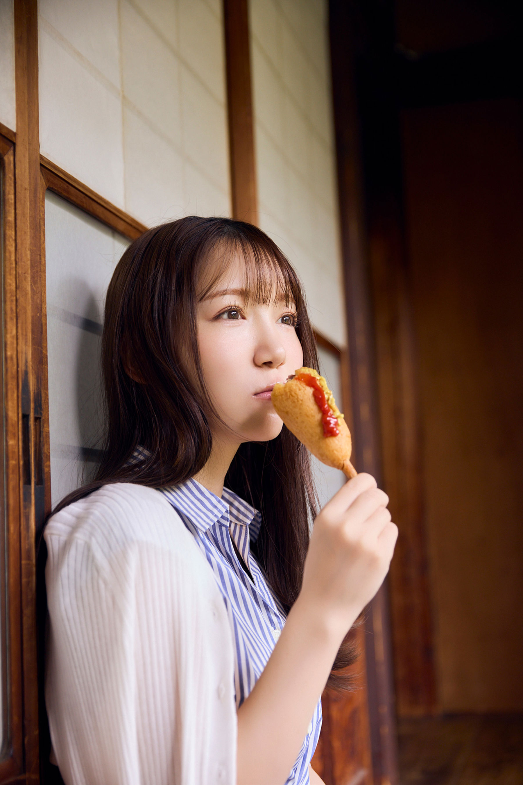 三田真鈴 - 見たらダメ/(41P)
