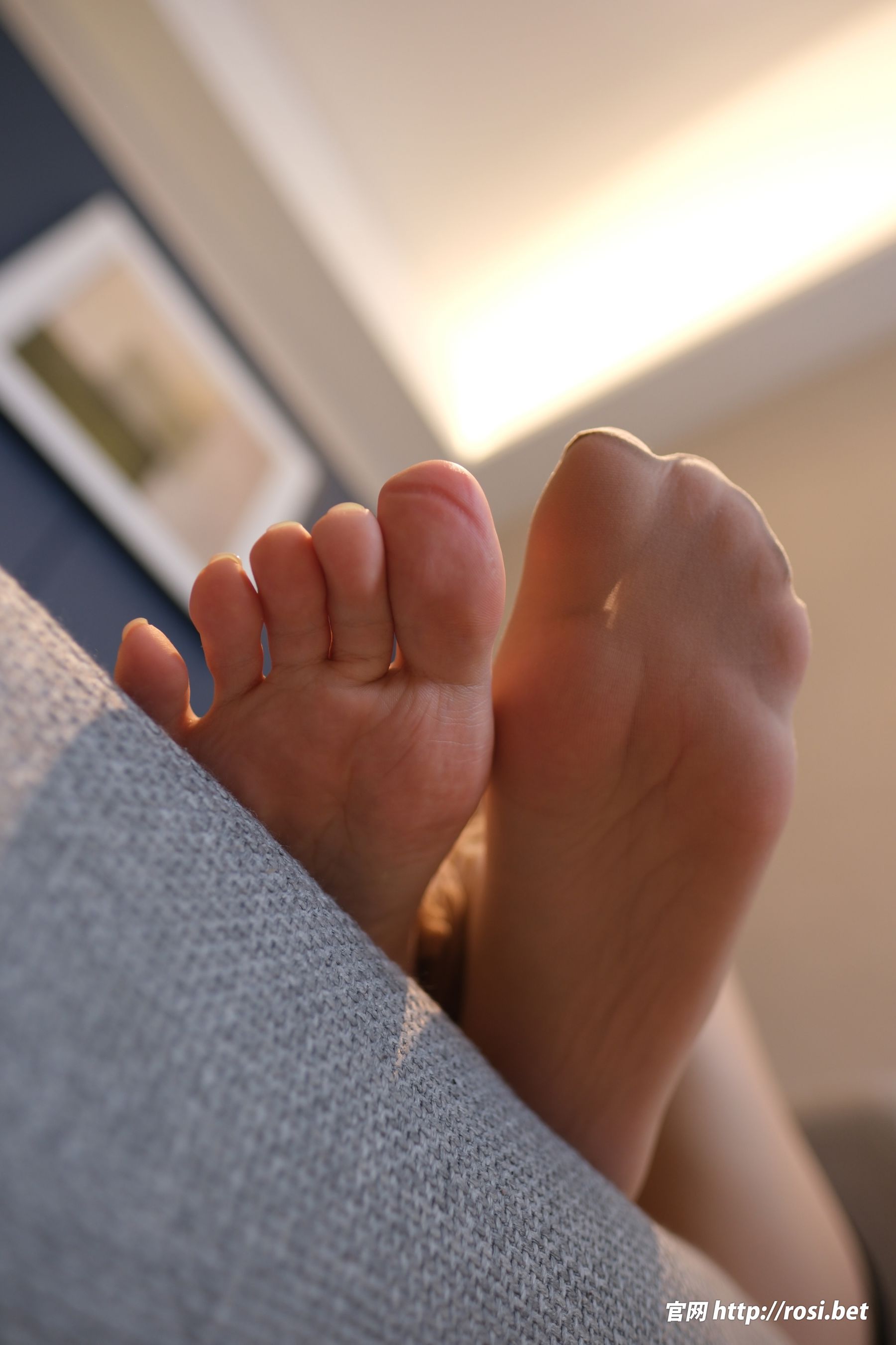 [ROSI写真] 2026.04.20 NO.5250/(39P)