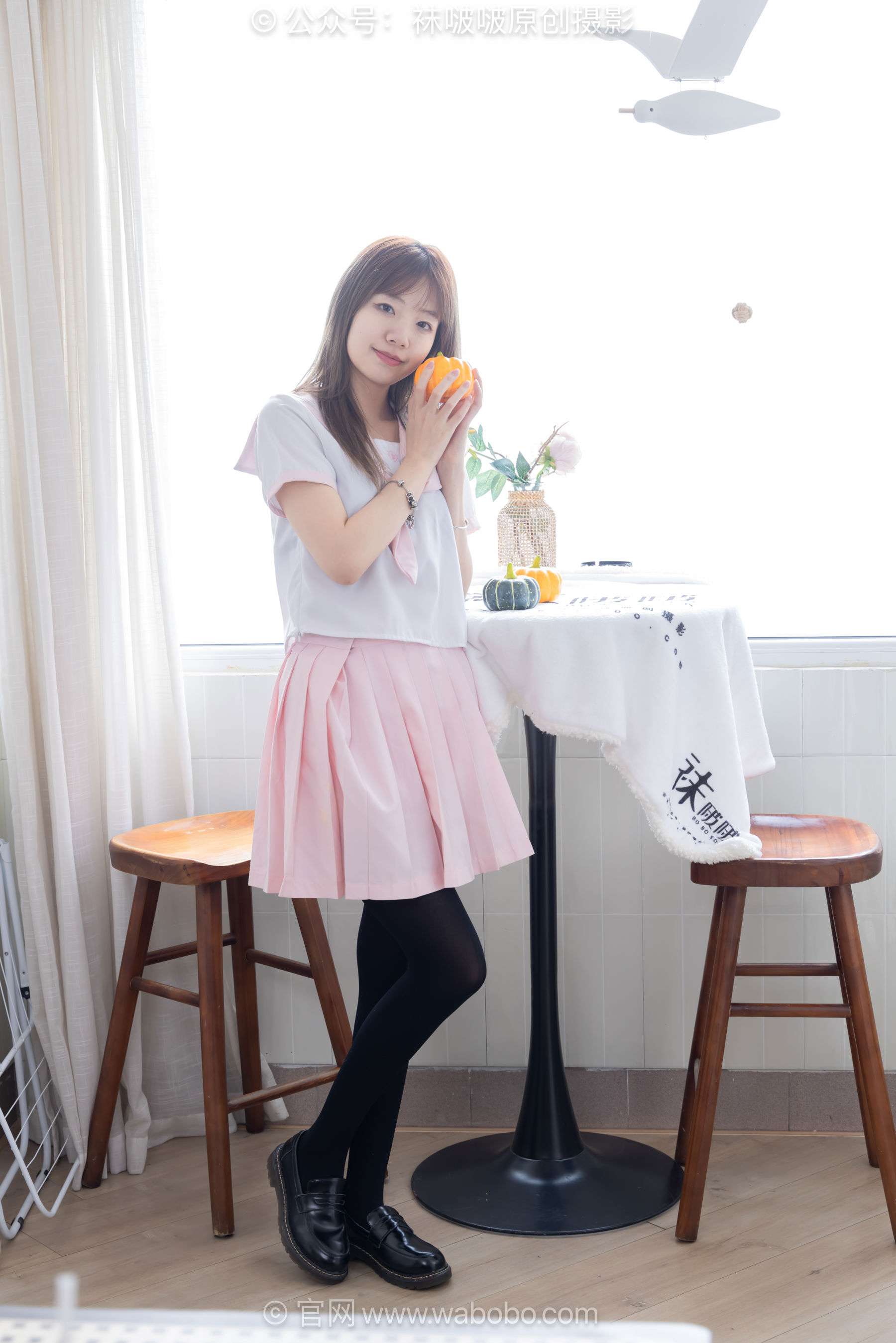 BoBoSocks袜啵啵 No.671 小甜豆 - 皮鞋、厚白丝、厚黑丝、jk制服/(150P)
