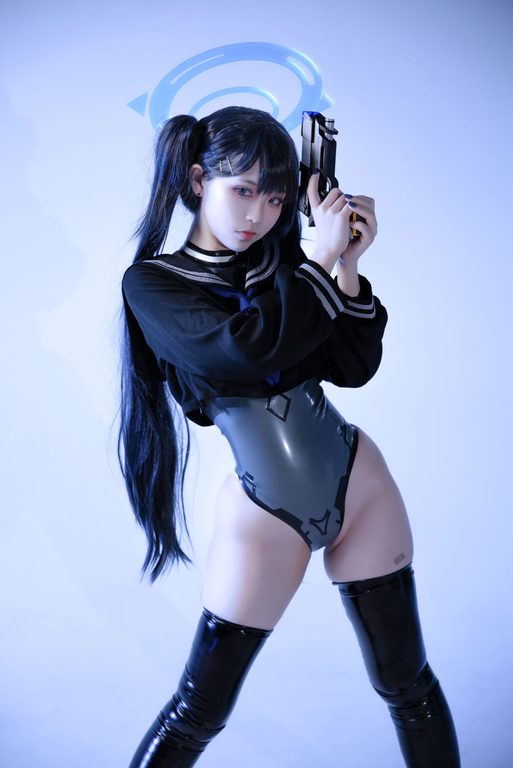 动漫博主 G44不会受伤 - Blue/(28P)