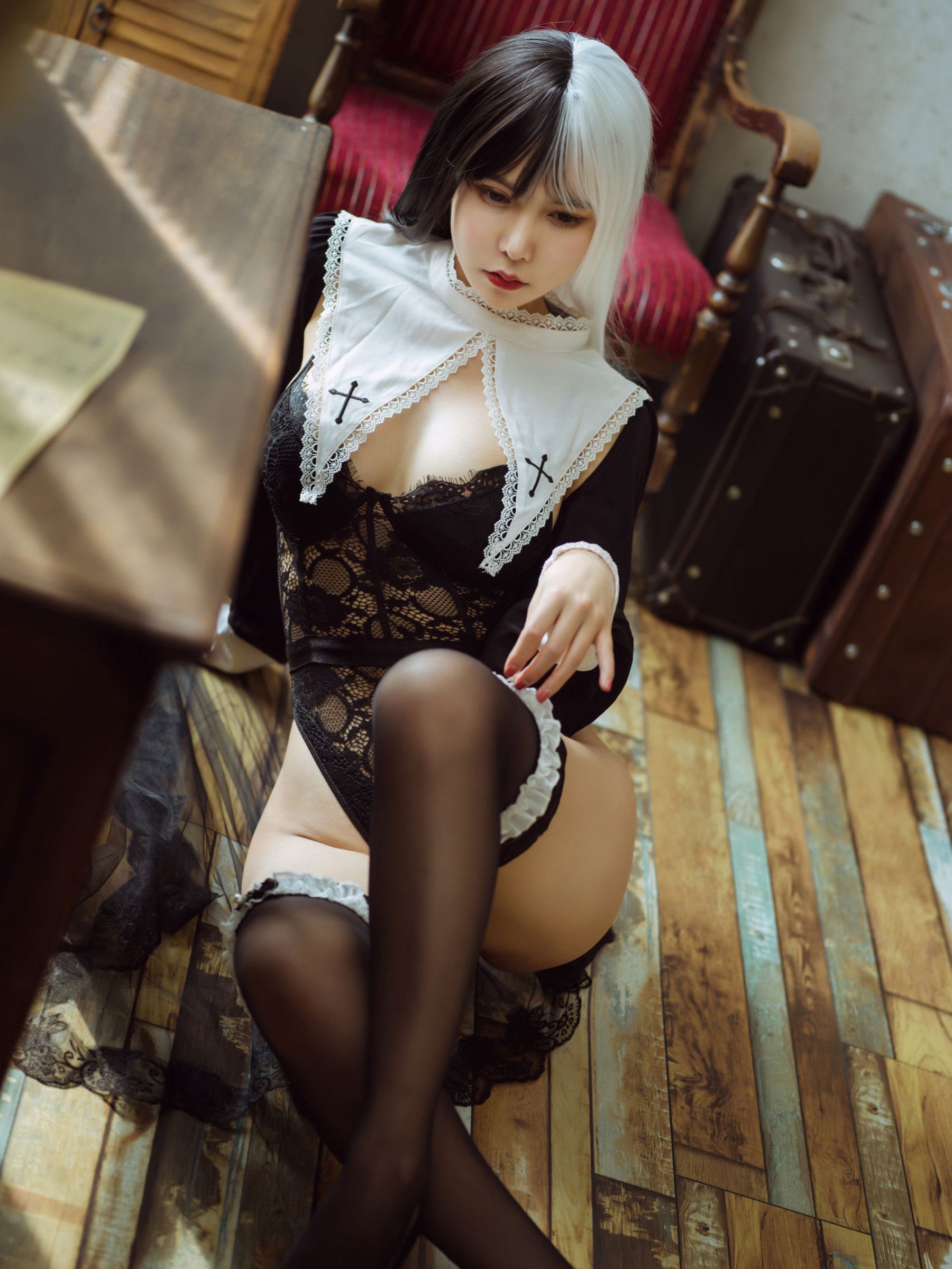 亚马逊鲶鱼 -  修女/(24P)