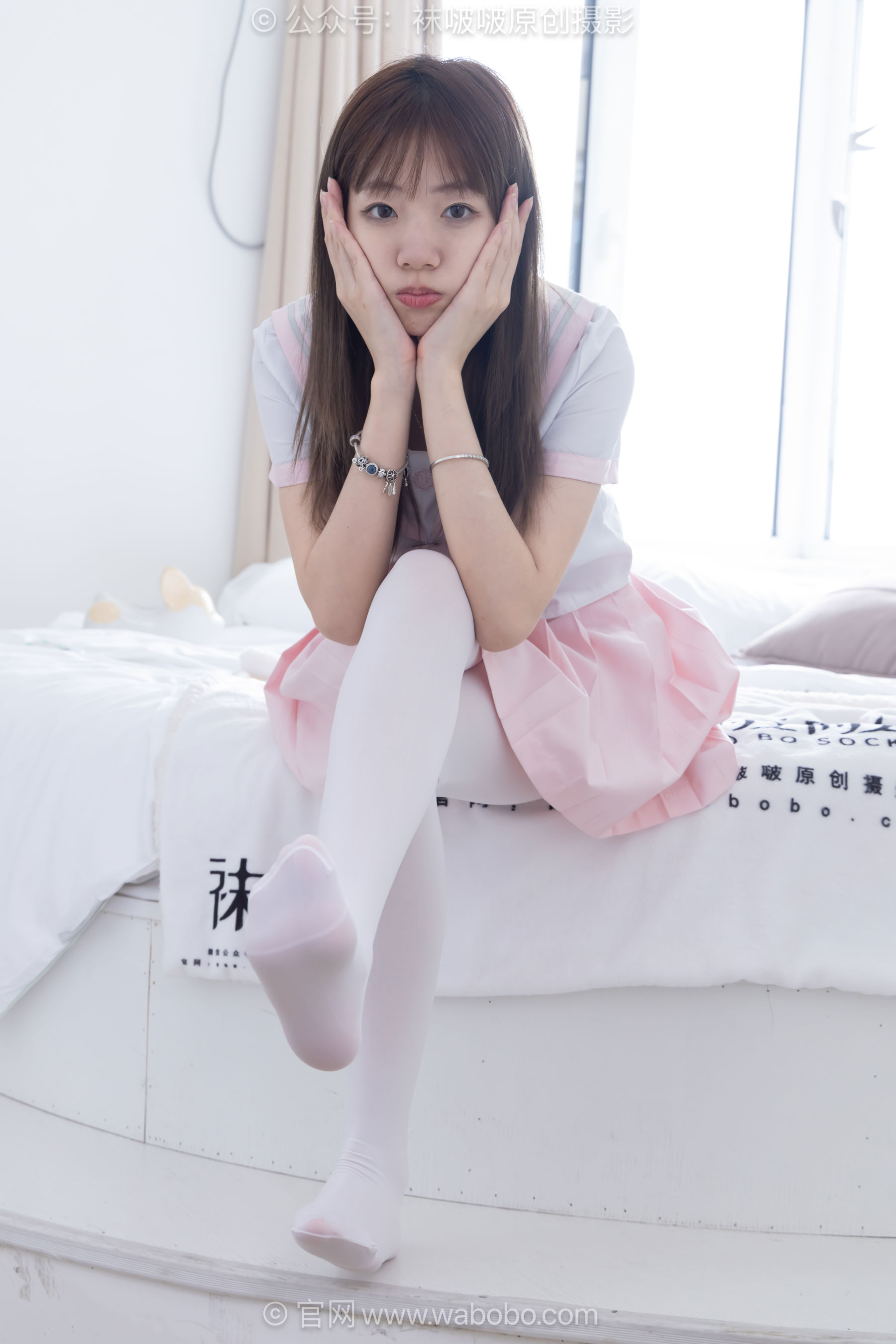 BoBoSocks袜啵啵 No.671 小甜豆 - 皮鞋、厚白丝、厚黑丝、jk制服/(150P)