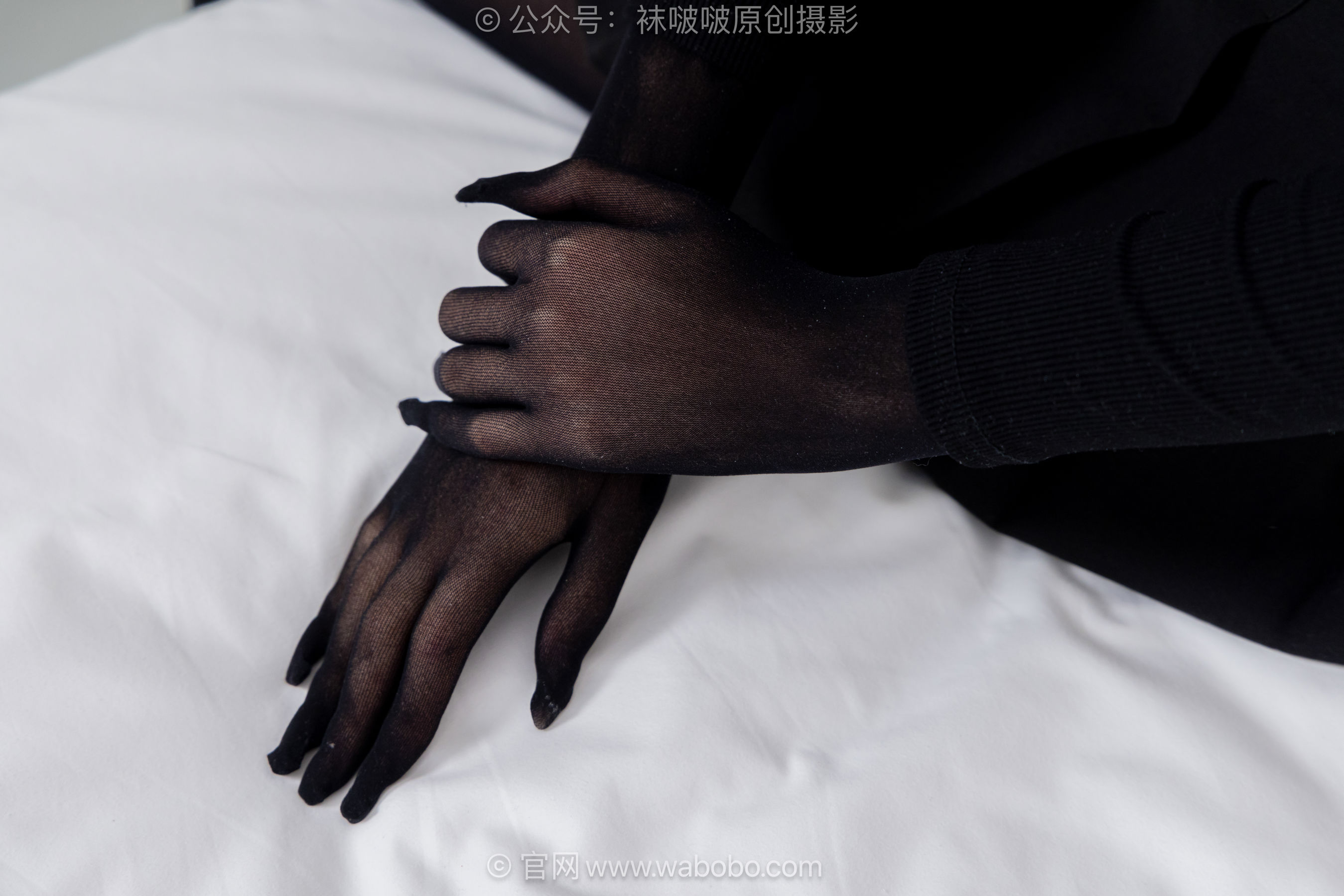 BoBoSocks袜啵啵 No.668 香菜 - 平底鞋、厚黑丝五指袜、黑丝手套/(179P)