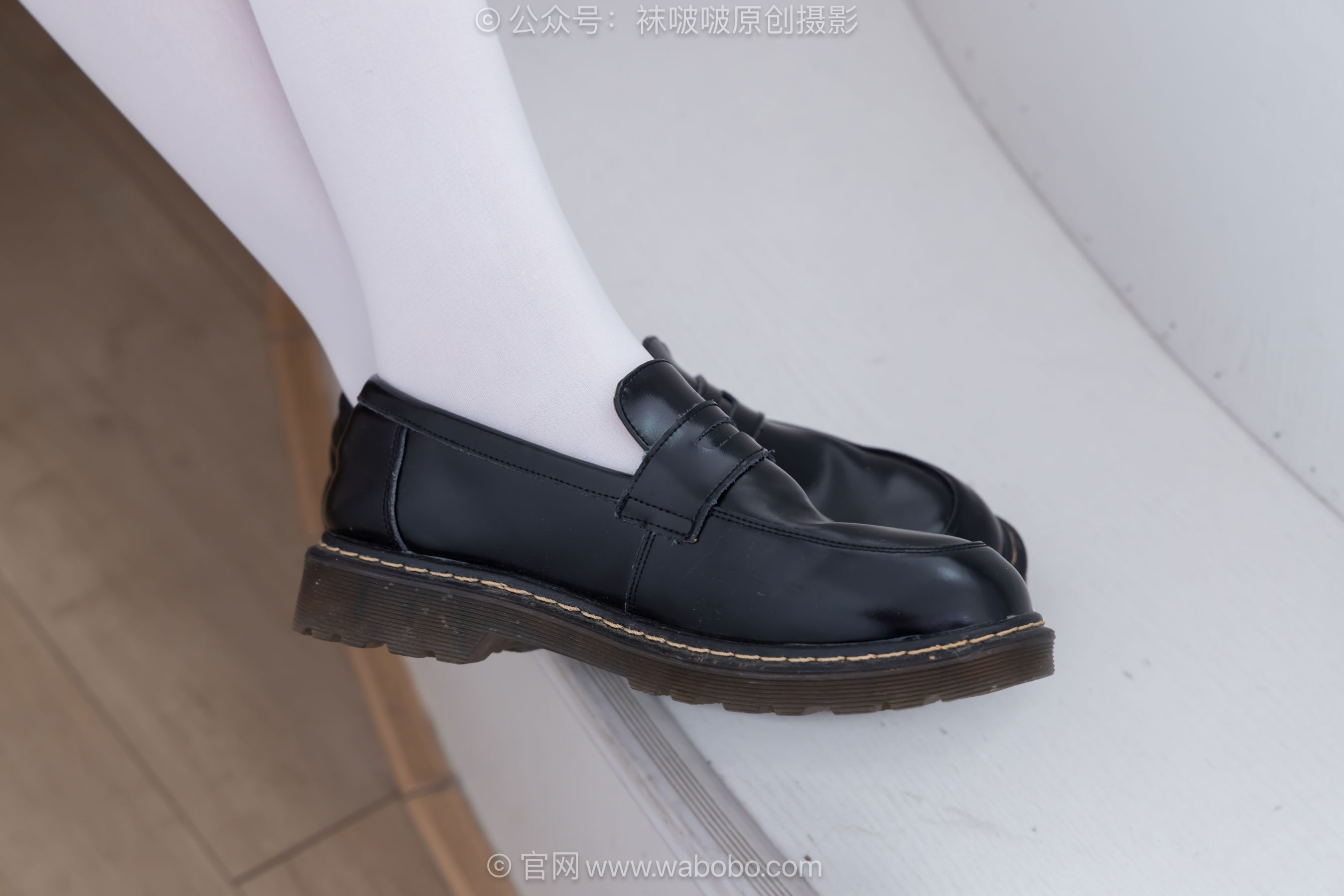 BoBoSocks袜啵啵 No.671 小甜豆 - 皮鞋、厚白丝、厚黑丝、jk制服/(150P)
