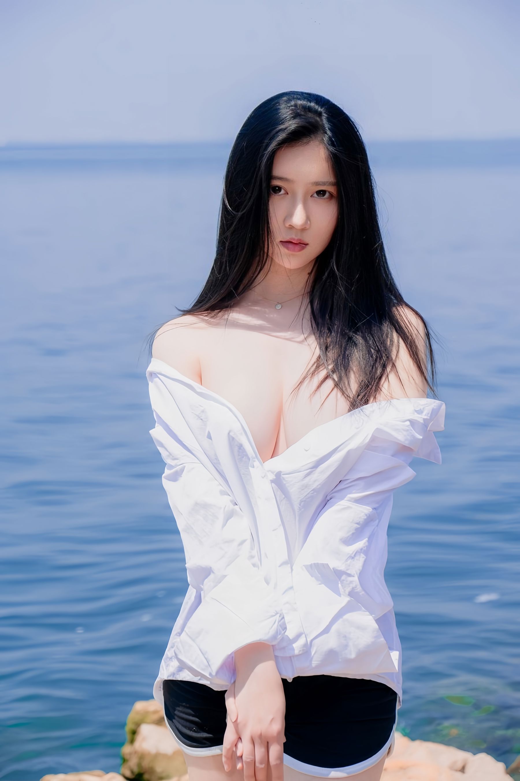 Nnian - 白衬衫/(31P)