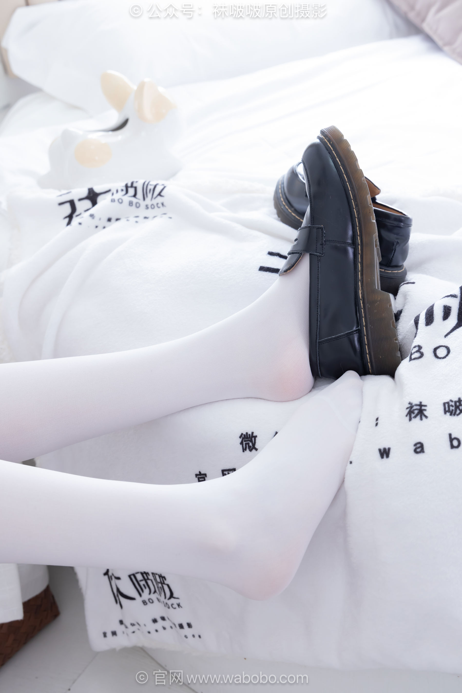 BoBoSocks袜啵啵 No.671 小甜豆 - 皮鞋、厚白丝、厚黑丝、jk制服/(150P)