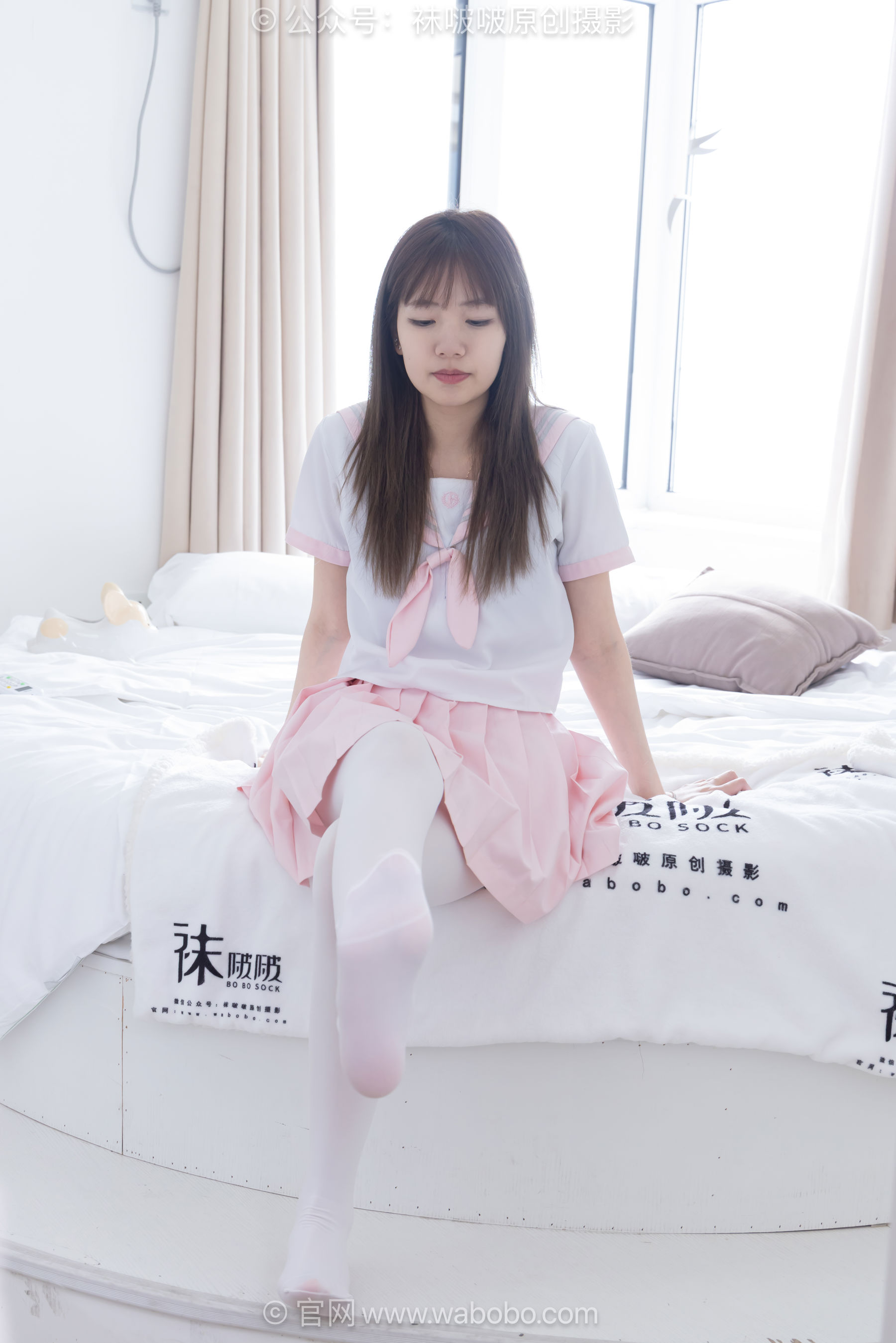 BoBoSocks袜啵啵 No.671 小甜豆 - 皮鞋、厚白丝、厚黑丝、jk制服/(150P)