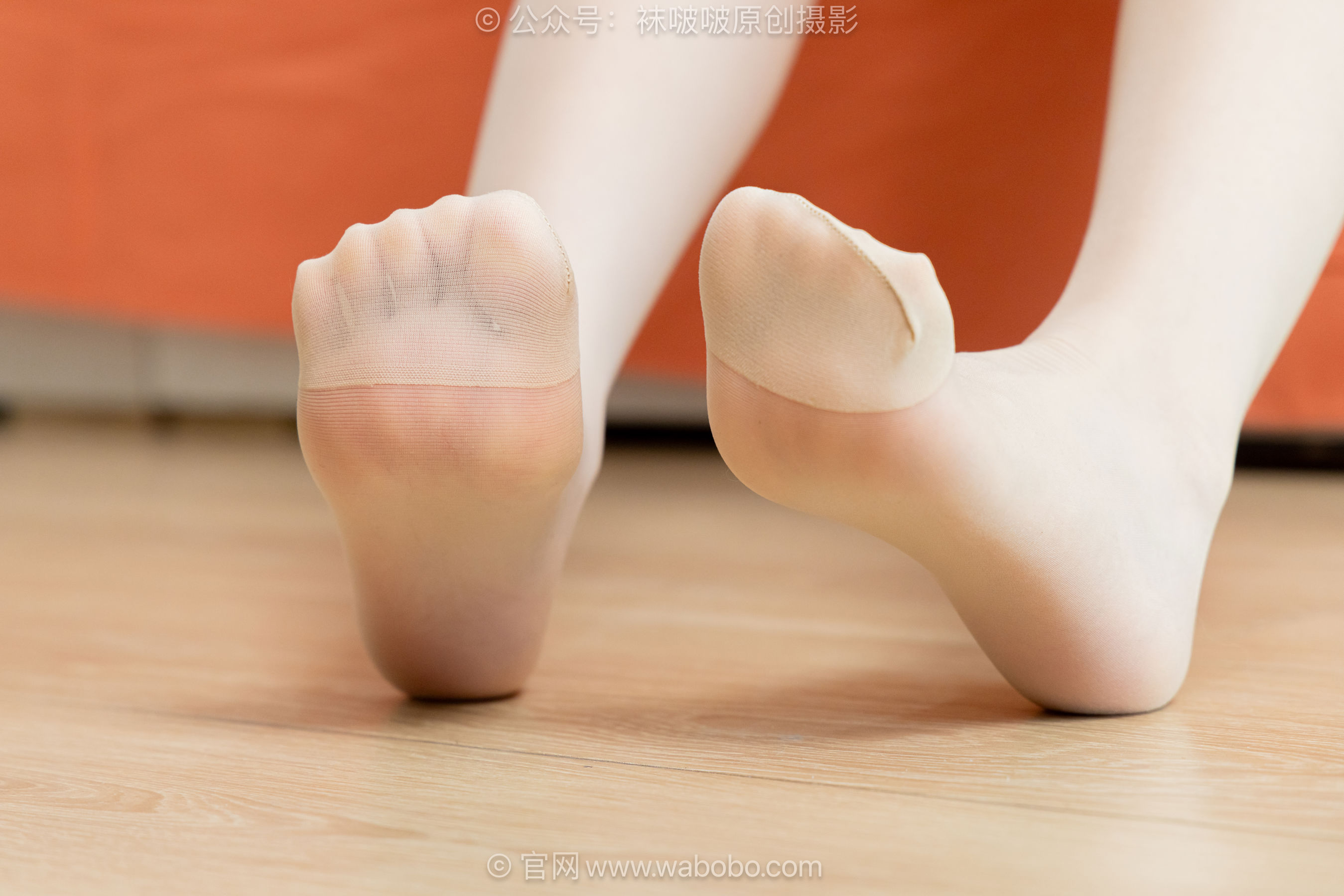 BoBoSocks袜啵啵 No.670 甜甜圈 - 高跟鞋、薄肉丝、裸足、ol制服/(221P)