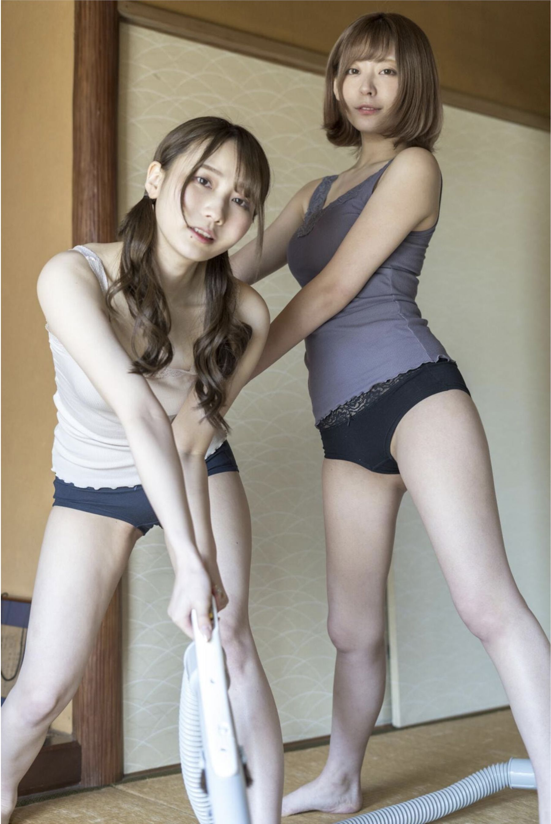 小日向結衣&望月彩未 - ふたり暮らし/(100P)
