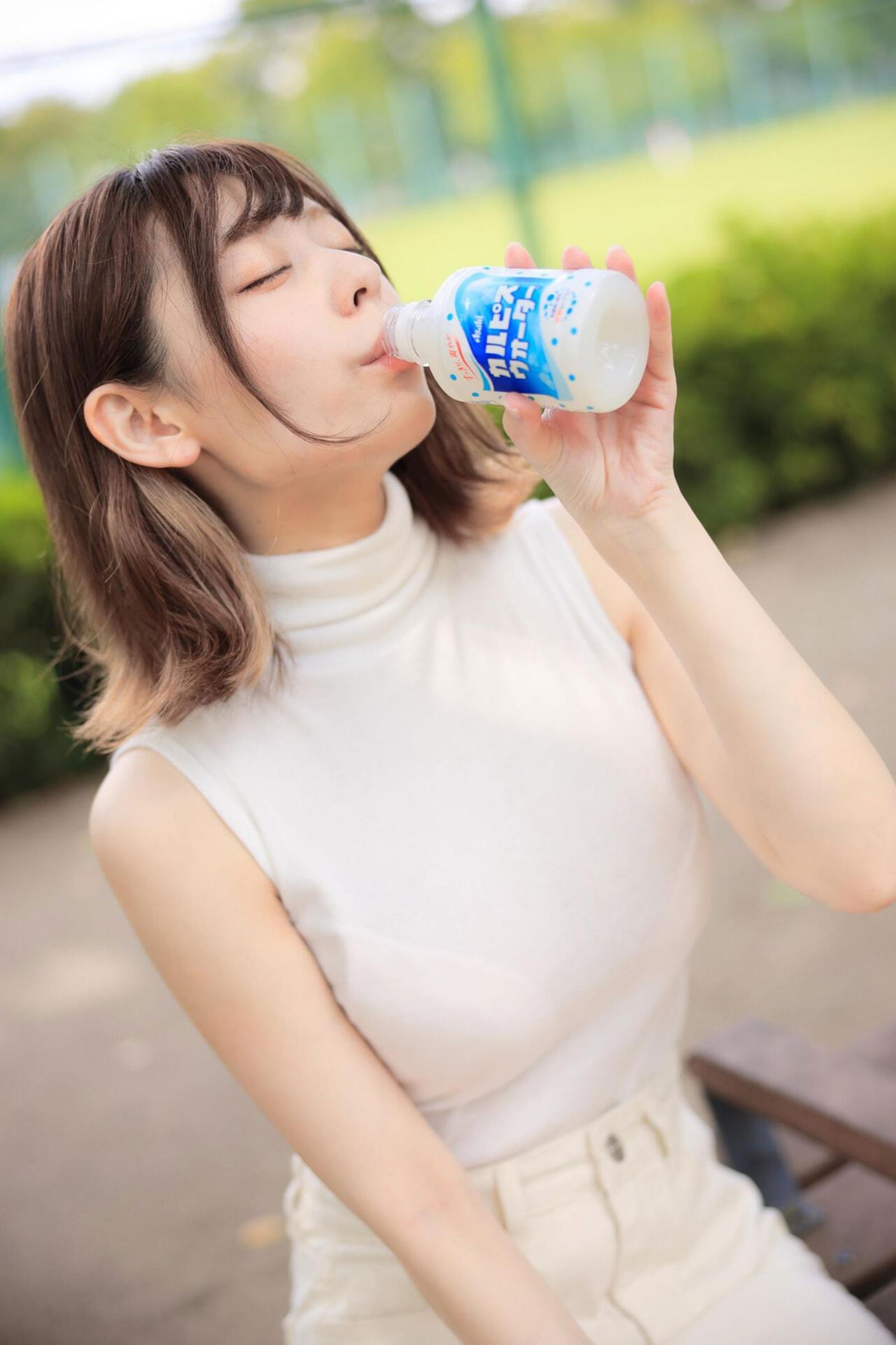 小日向結衣 - holiday/(245P)