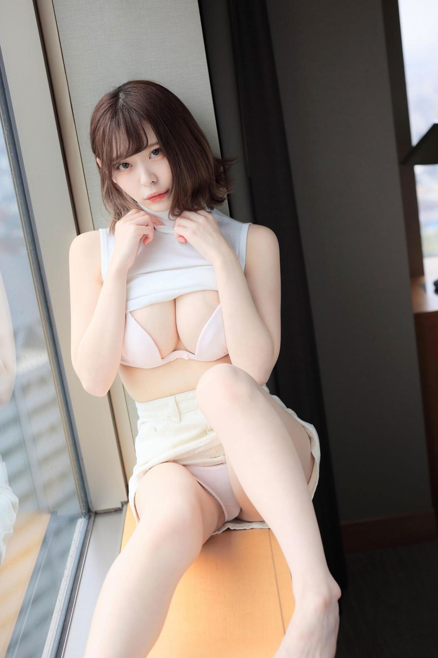小日向結衣 - holiday/(245P)