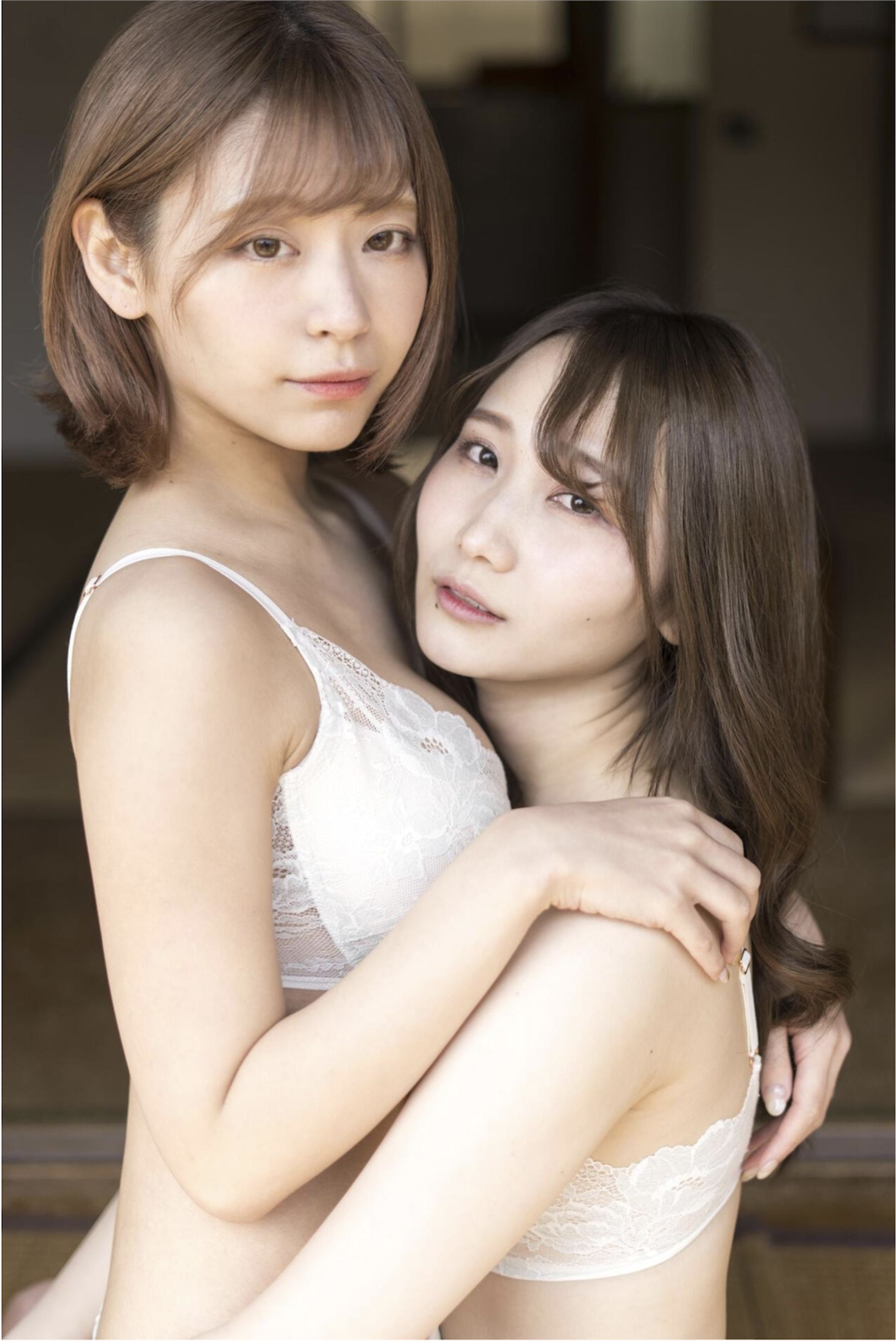 小日向結衣&望月彩未 - ふたり暮らし/(100P)