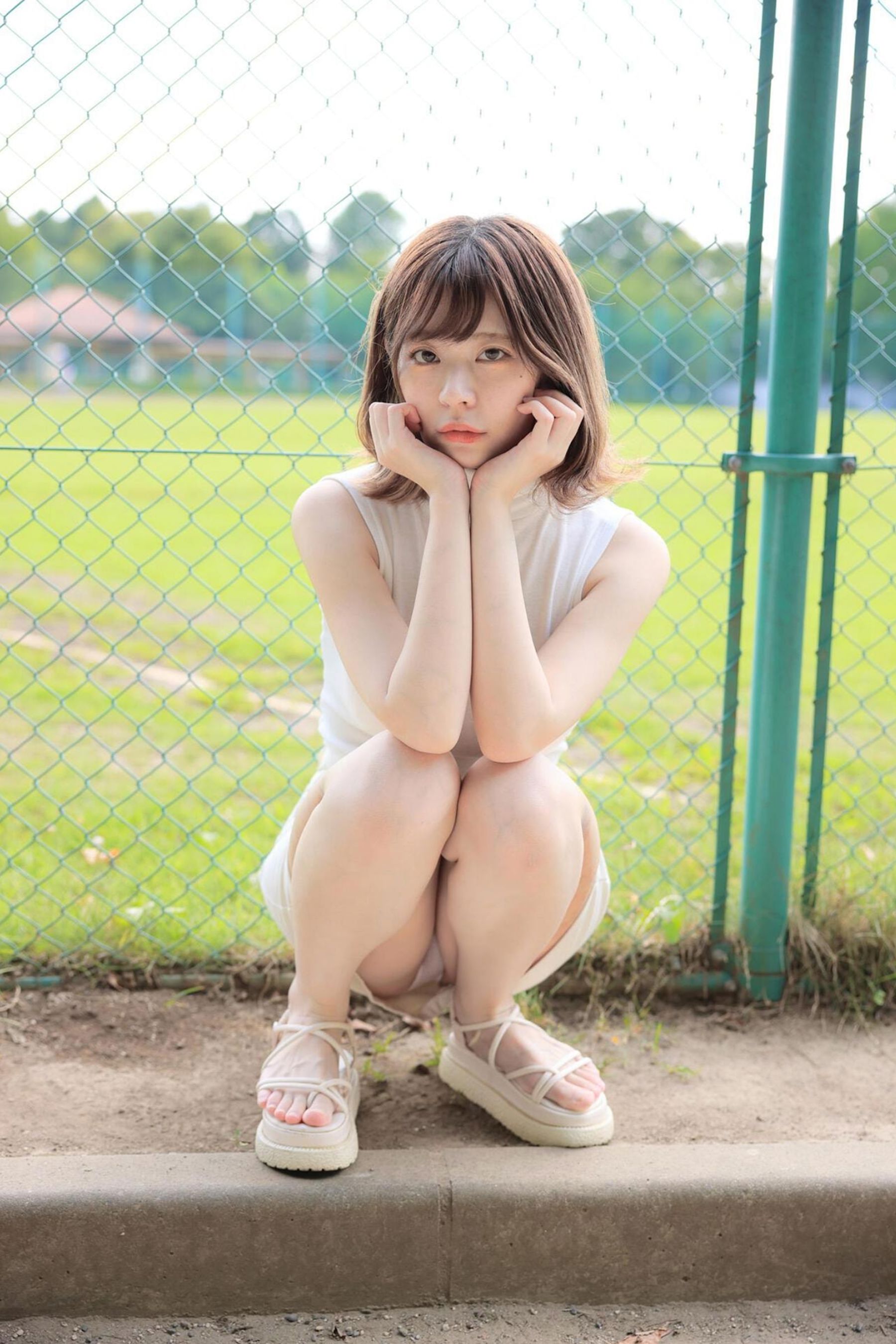小日向結衣 - holiday/(245P)