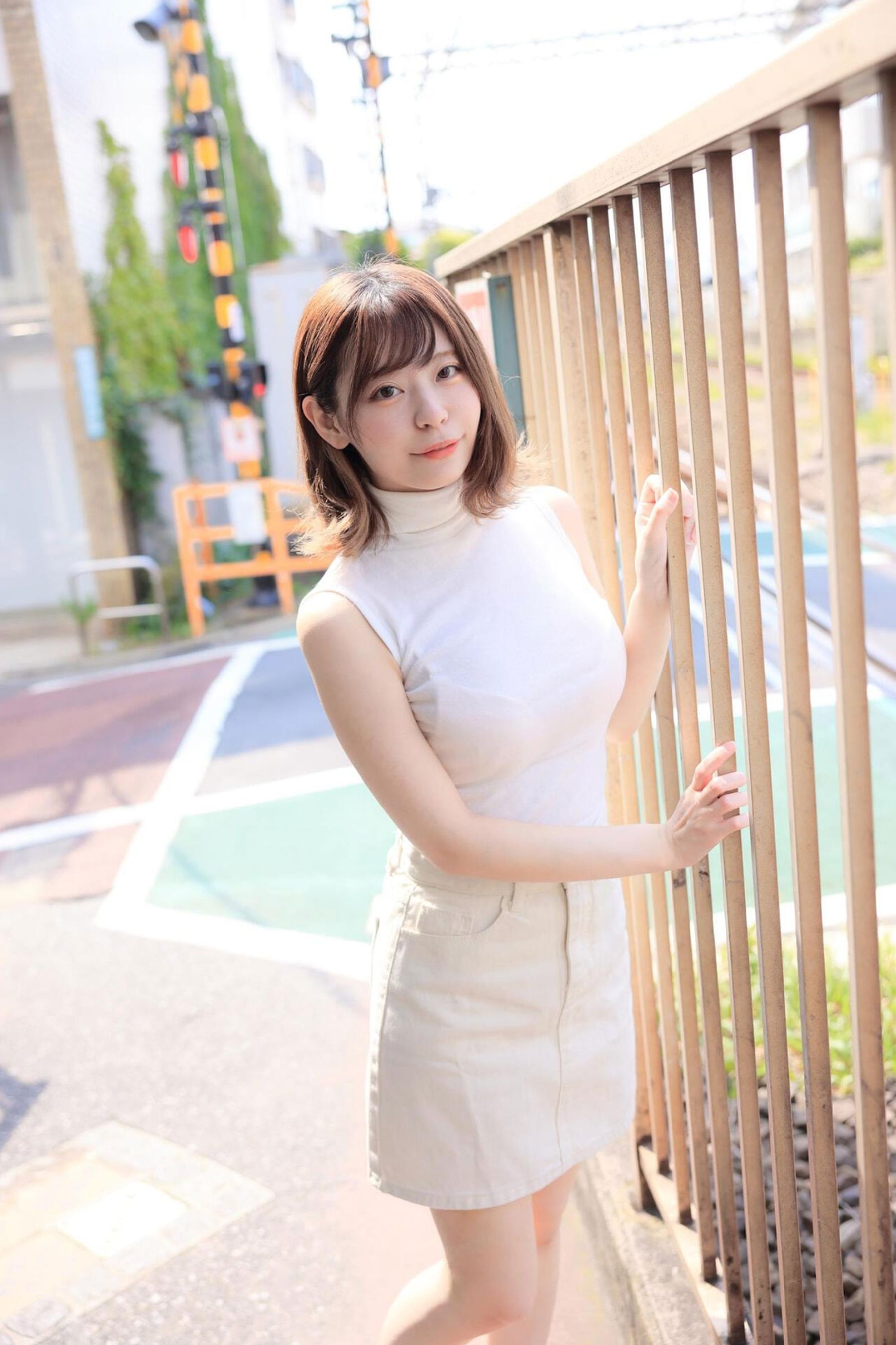 小日向結衣 - holiday/(245P)
