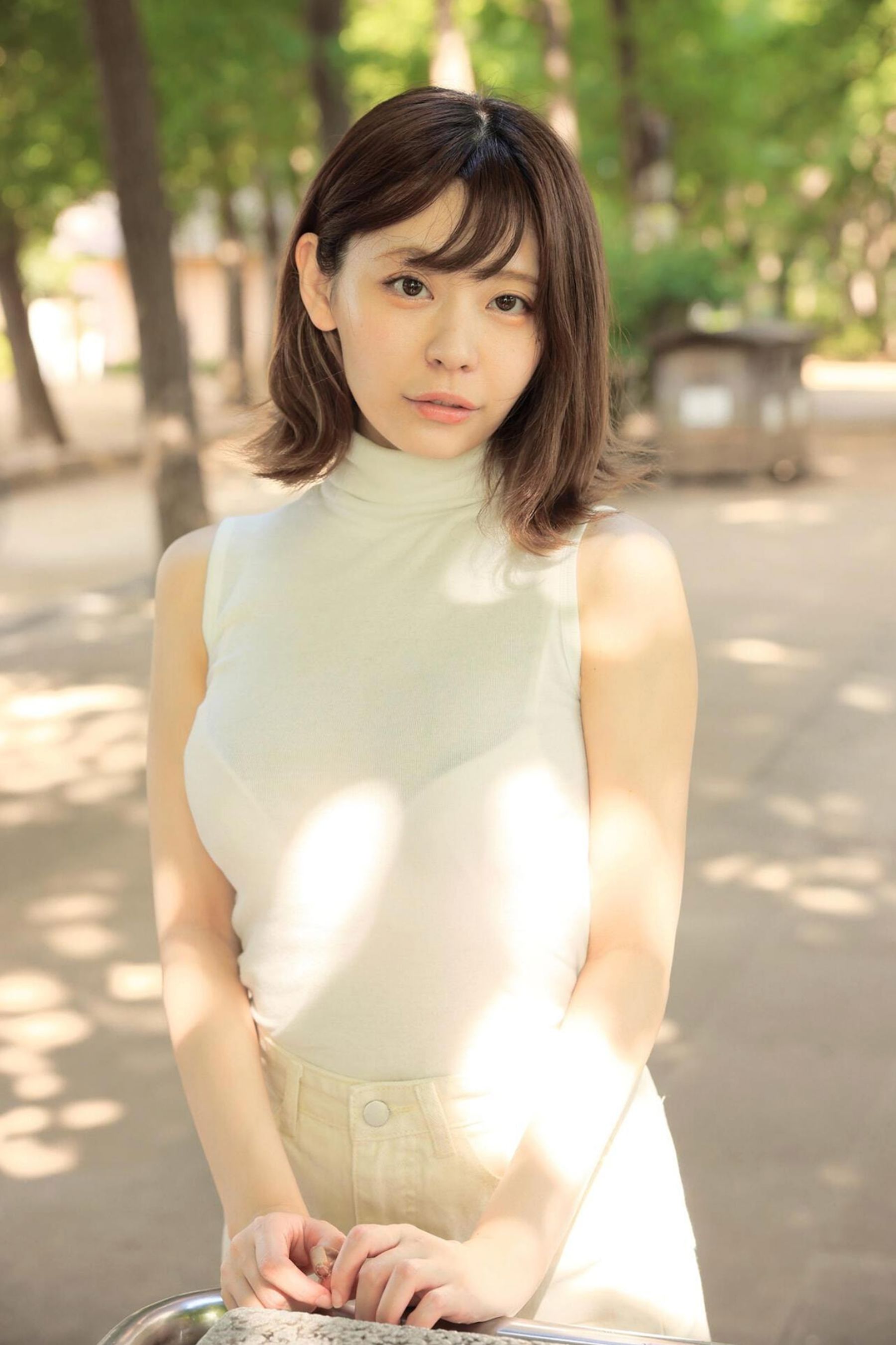 小日向結衣 - holiday/(245P)
