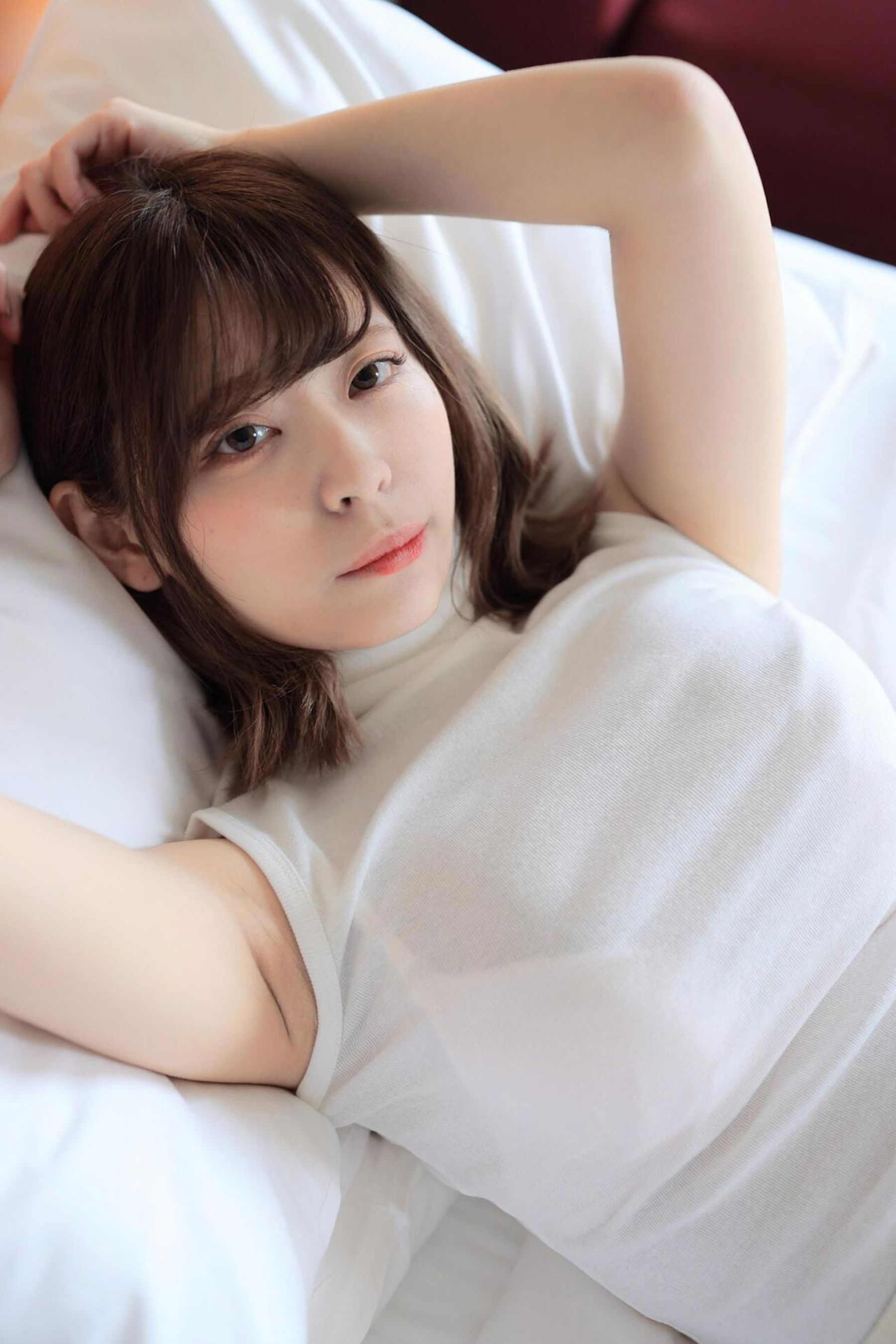 小日向結衣 - holiday/(245P)