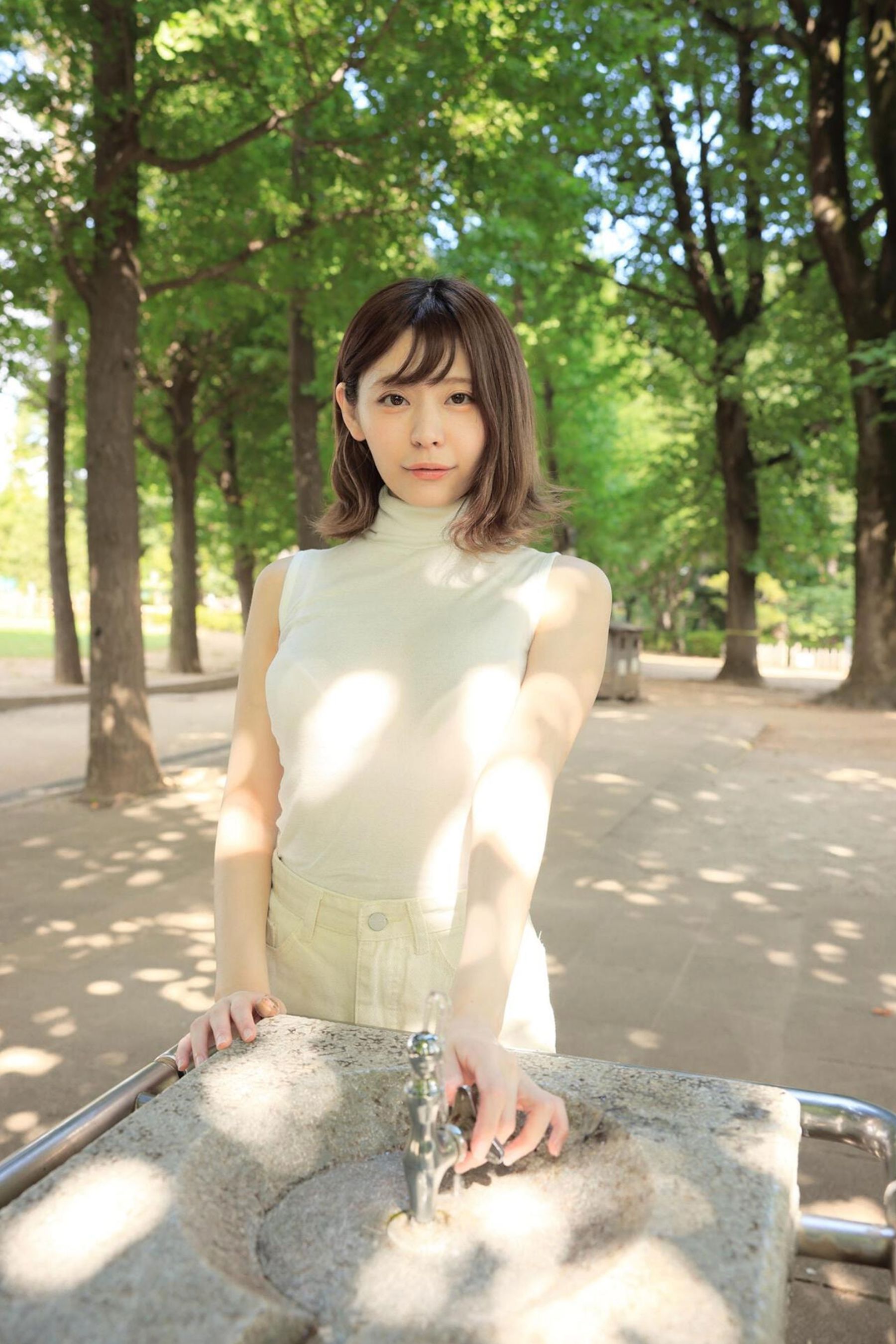 小日向結衣 - holiday/(245P)