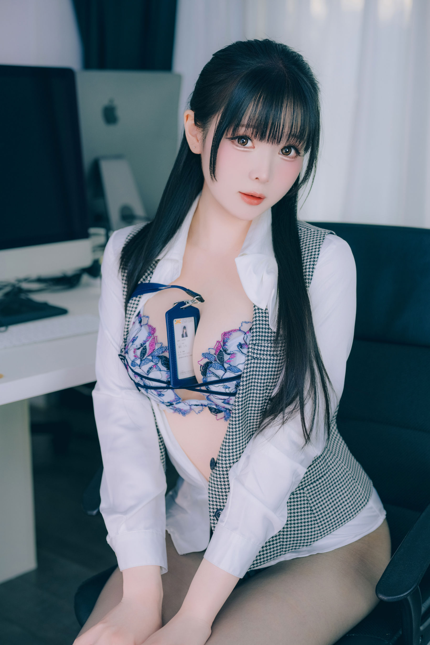 微博妹纸霜月shimo - Shimo' Secret Office Vol.02/(138P)