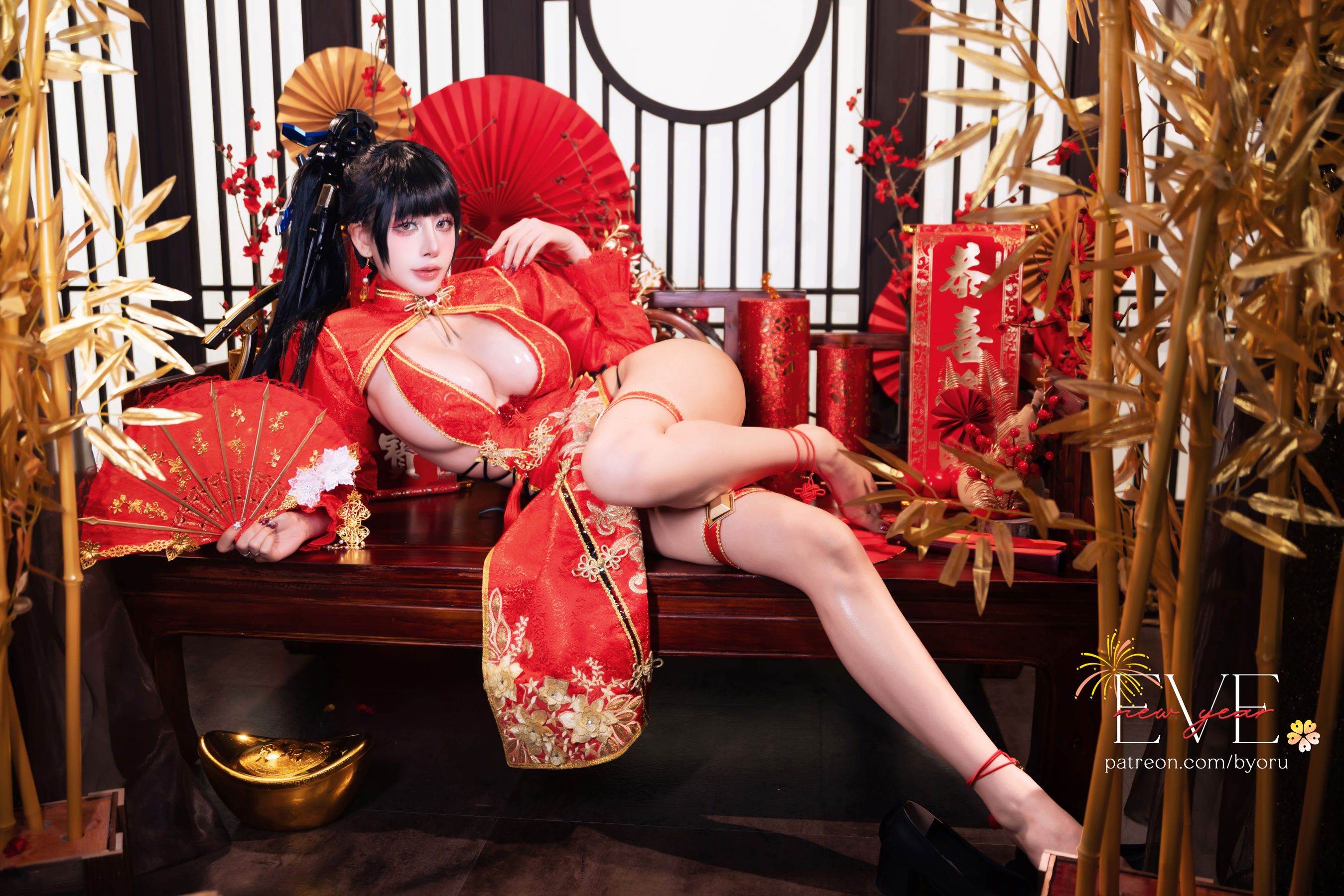 日本性感萝莉Byoru - Eve New Year Qipao/(44P)