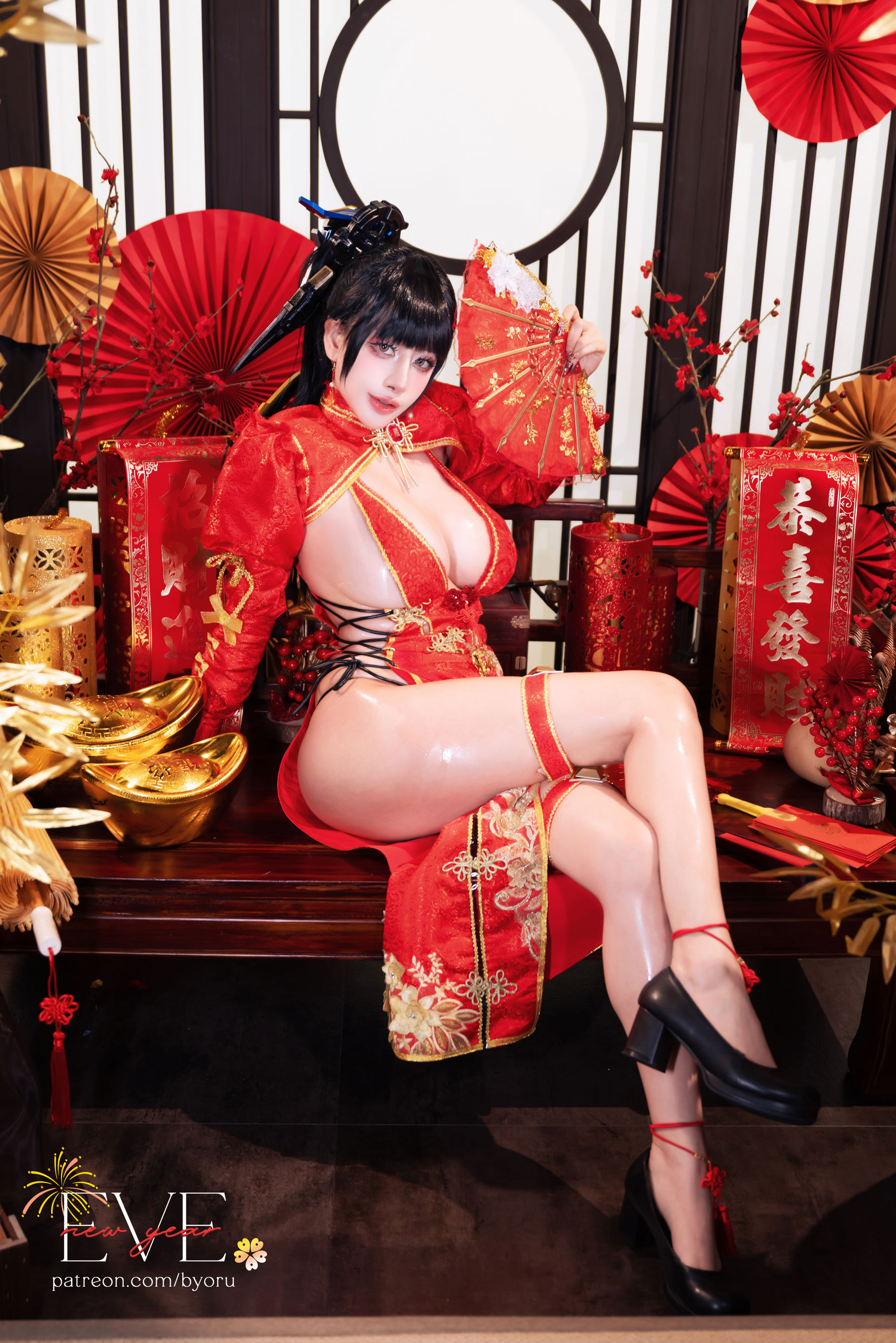 日本性感萝莉Byoru - Eve New Year Qipao/(44P)