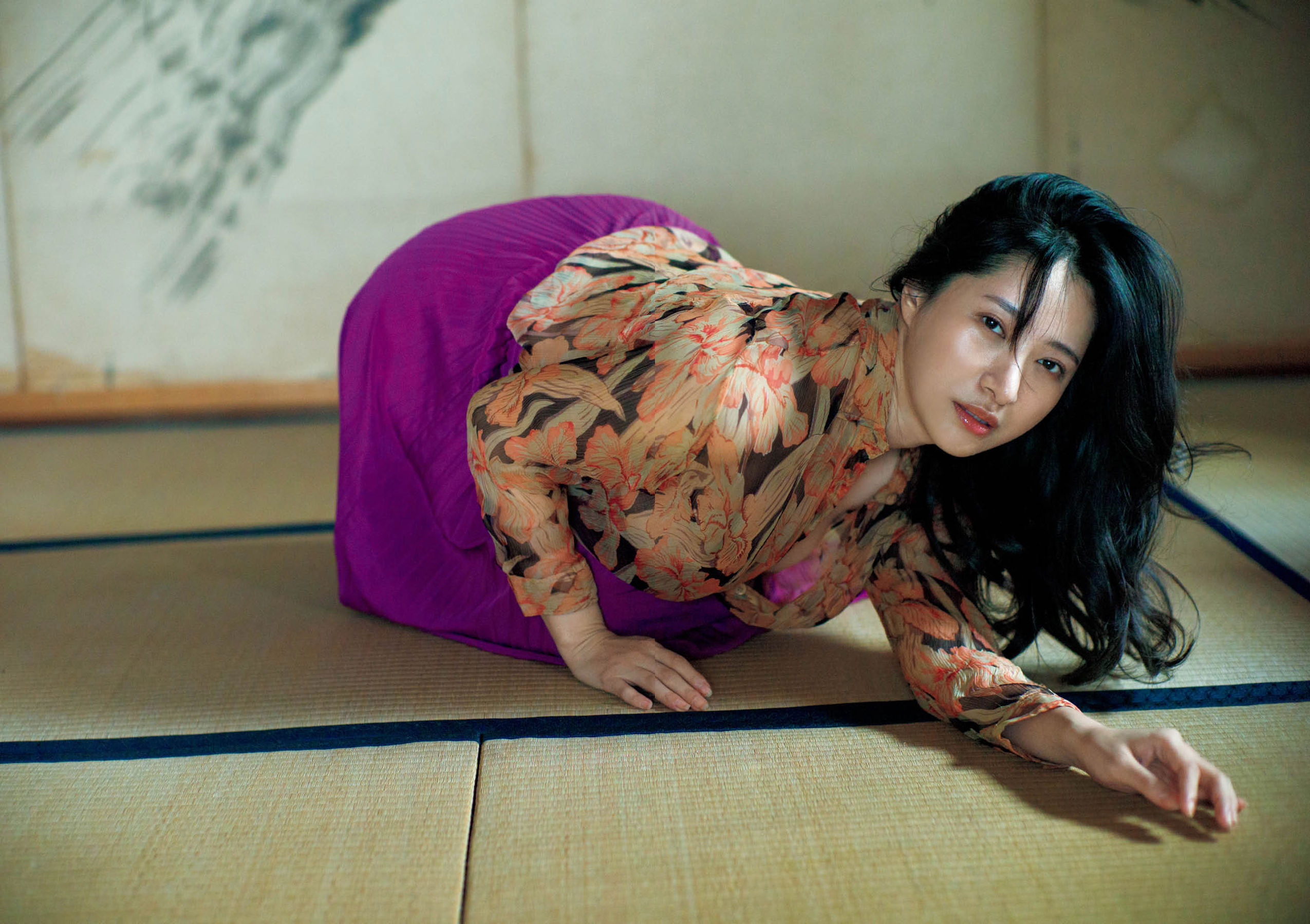 染谷有香 - 赤いアルバム 2015-2025/(75P)