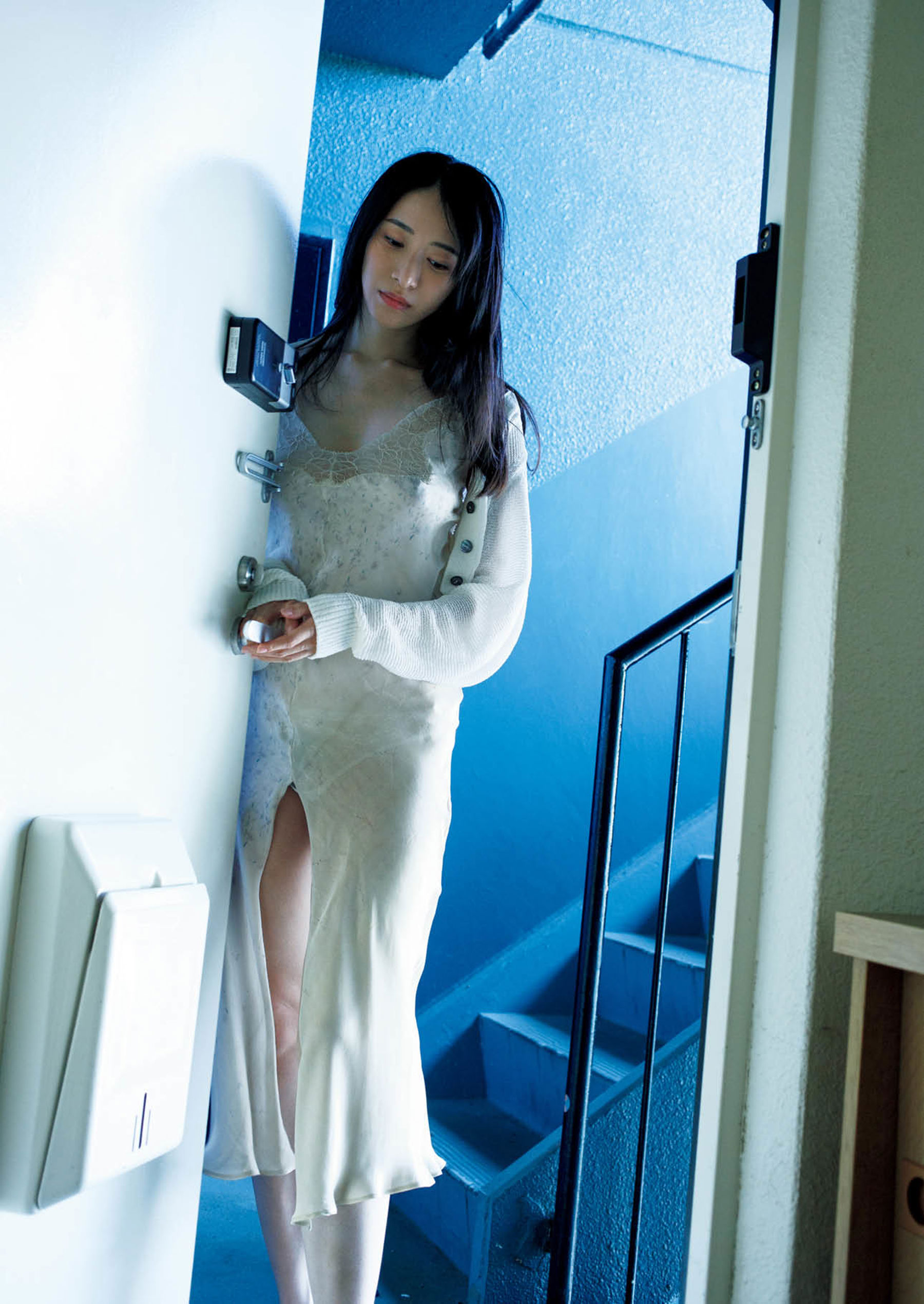 染谷有香 - 赤いアルバム 2015-2025/(75P)