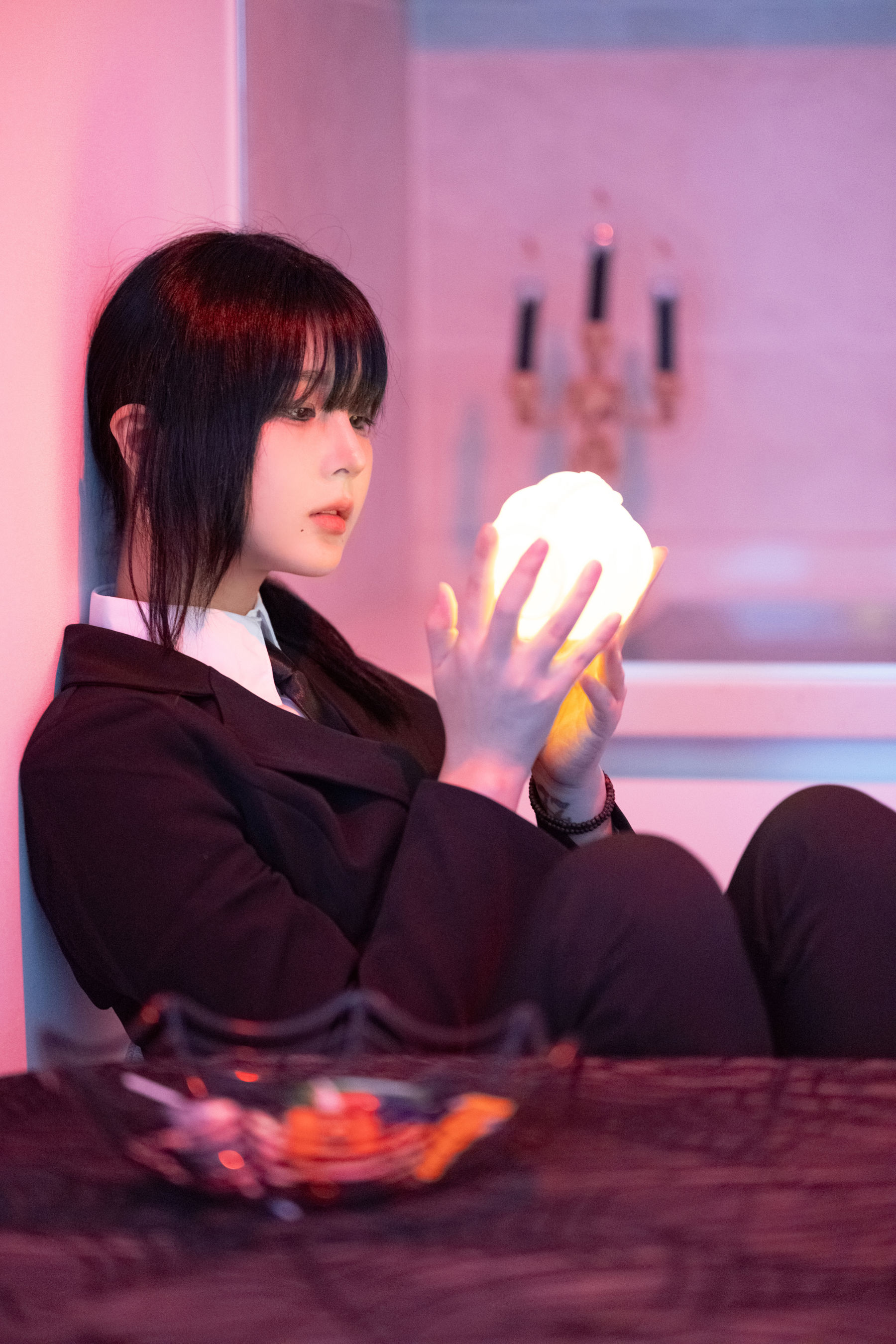 姜仁卿 Kang In-kyung - Halloween/(72P)