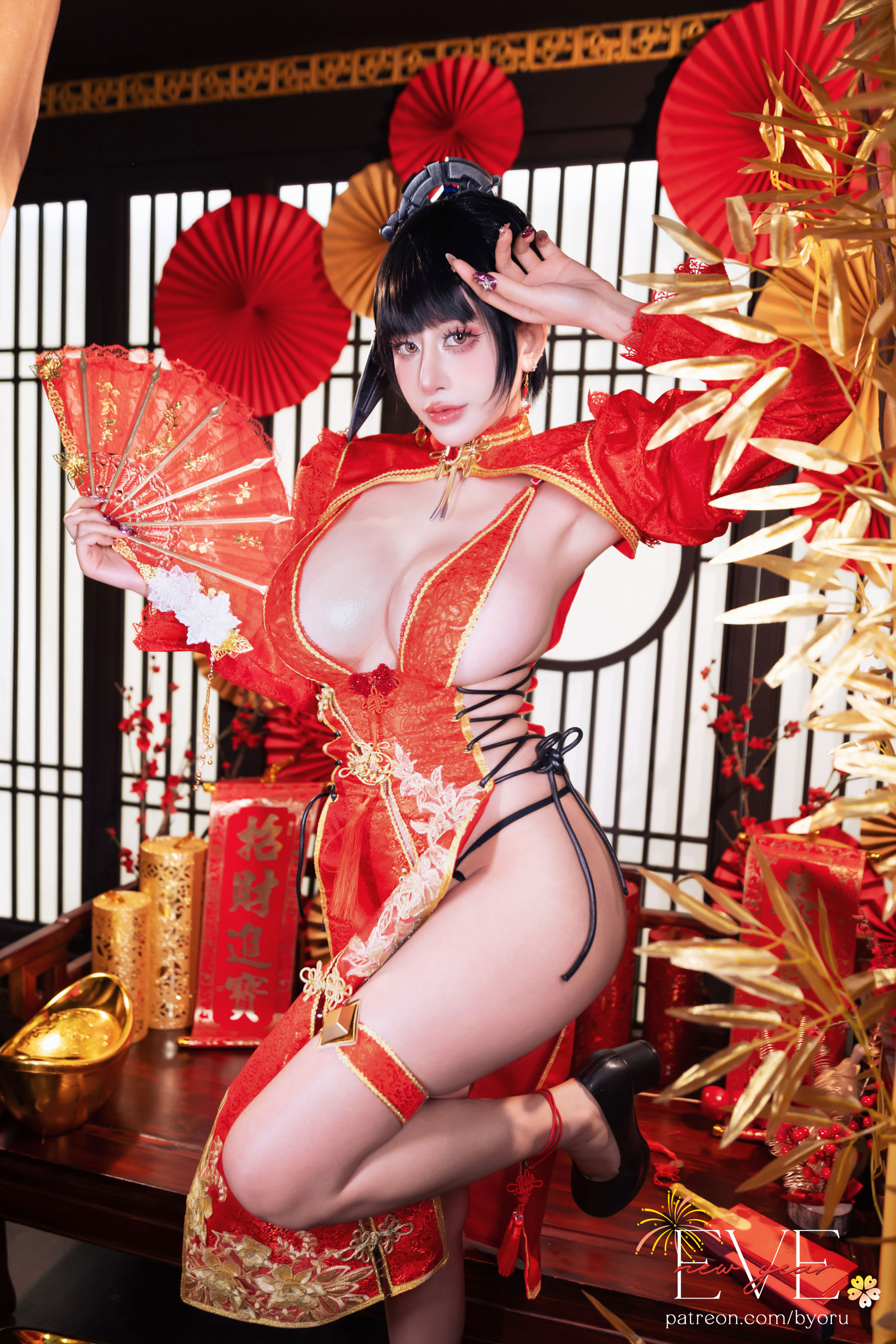 日本性感萝莉Byoru - Eve New Year Qipao/(44P)