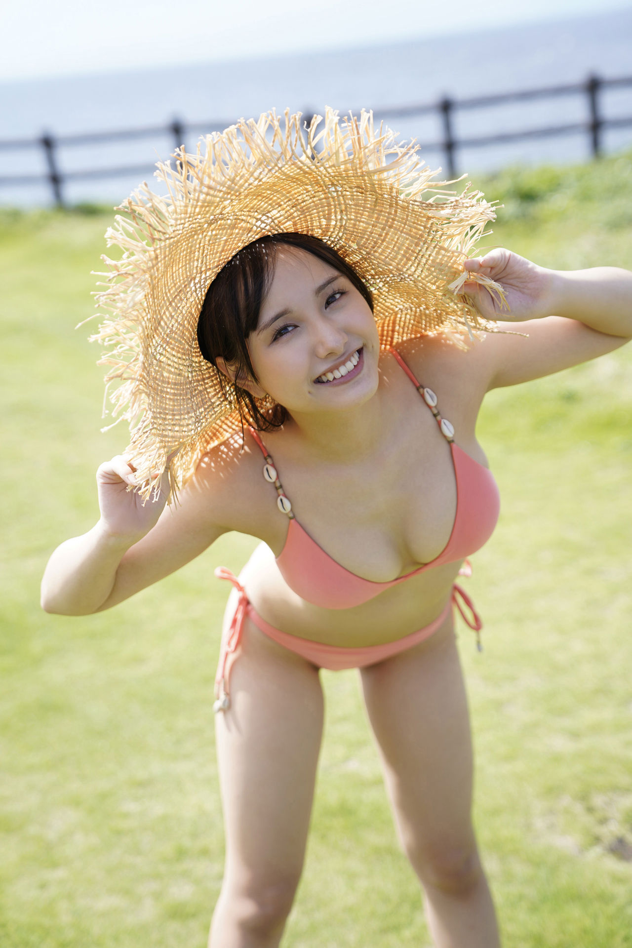 新谷真由 - 島の奇跡/(58P)