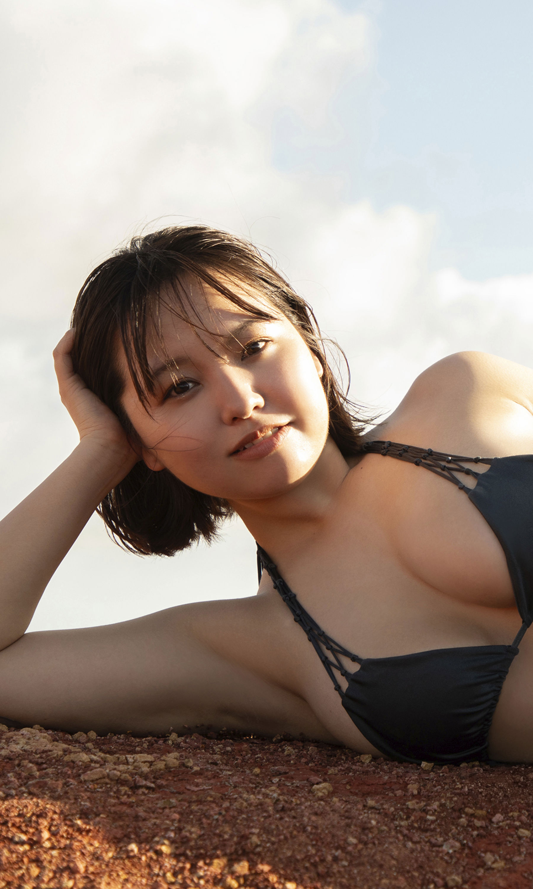 本郷柚巴 - FLYING SUMMER ひと足お先に夏モード！/(43P)