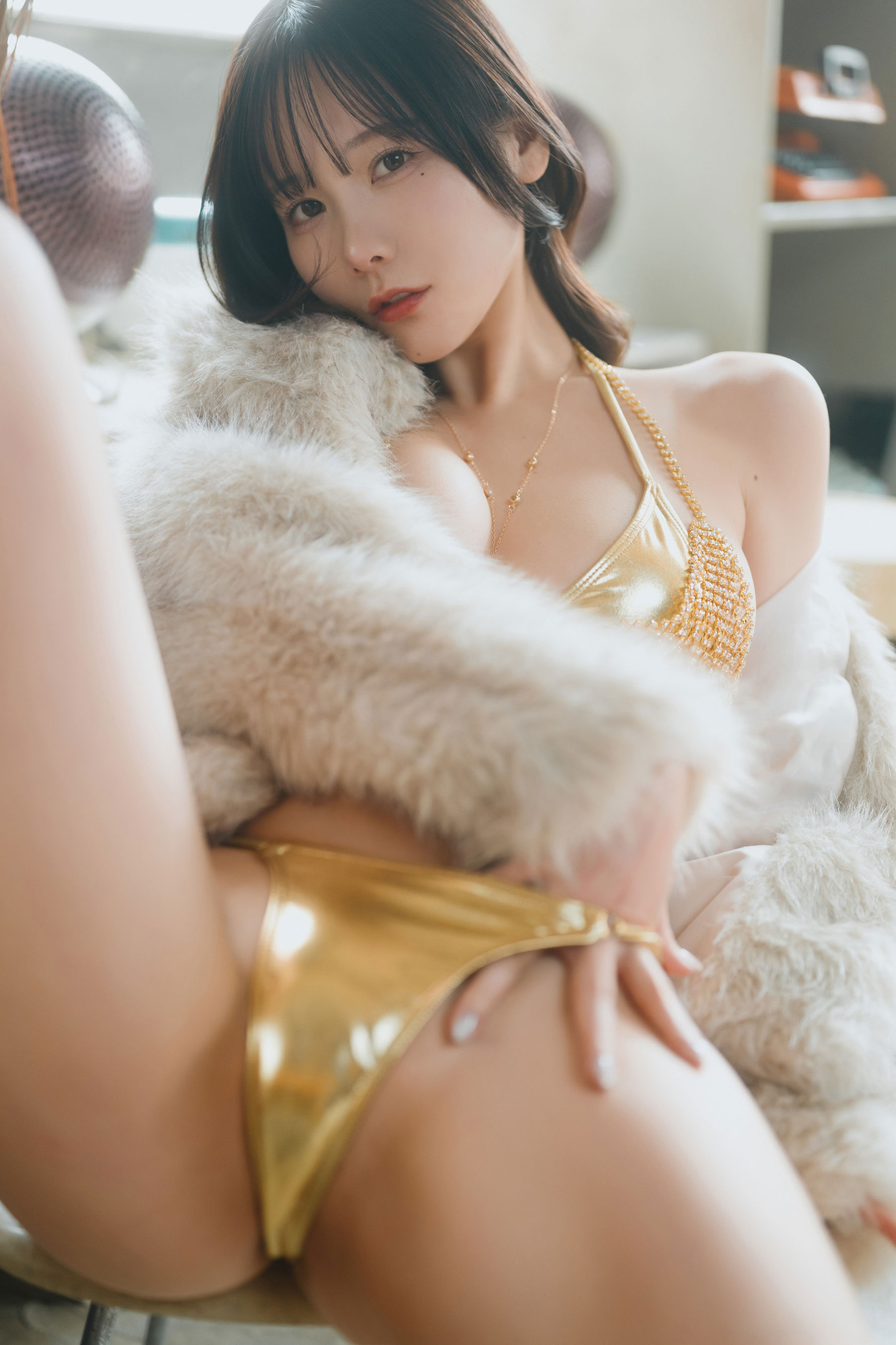 日本甜美COSERけんけん - Gold/(110P)