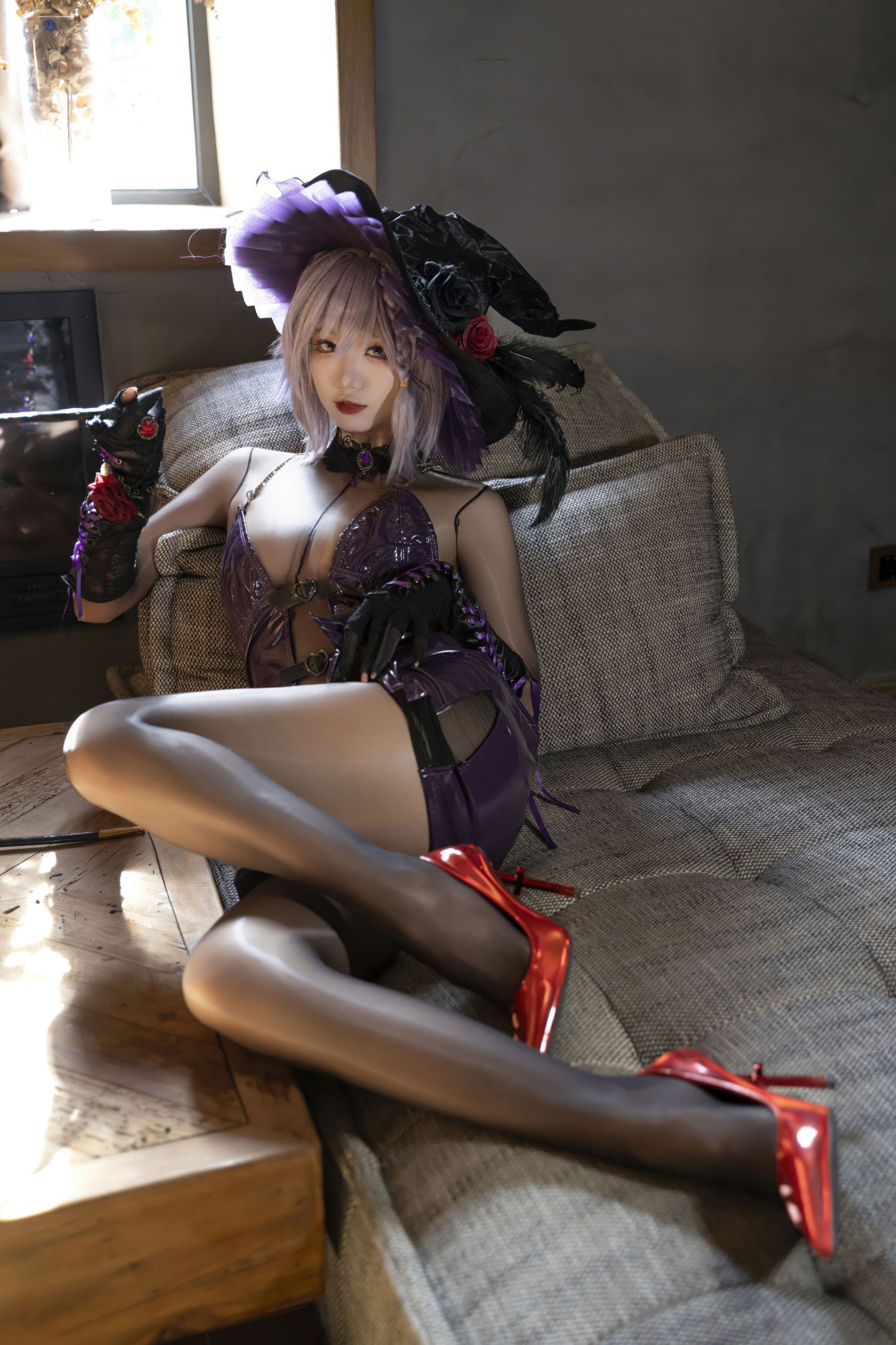 动漫博主 柒柒要乖哦 - 魔女契约/(108P)