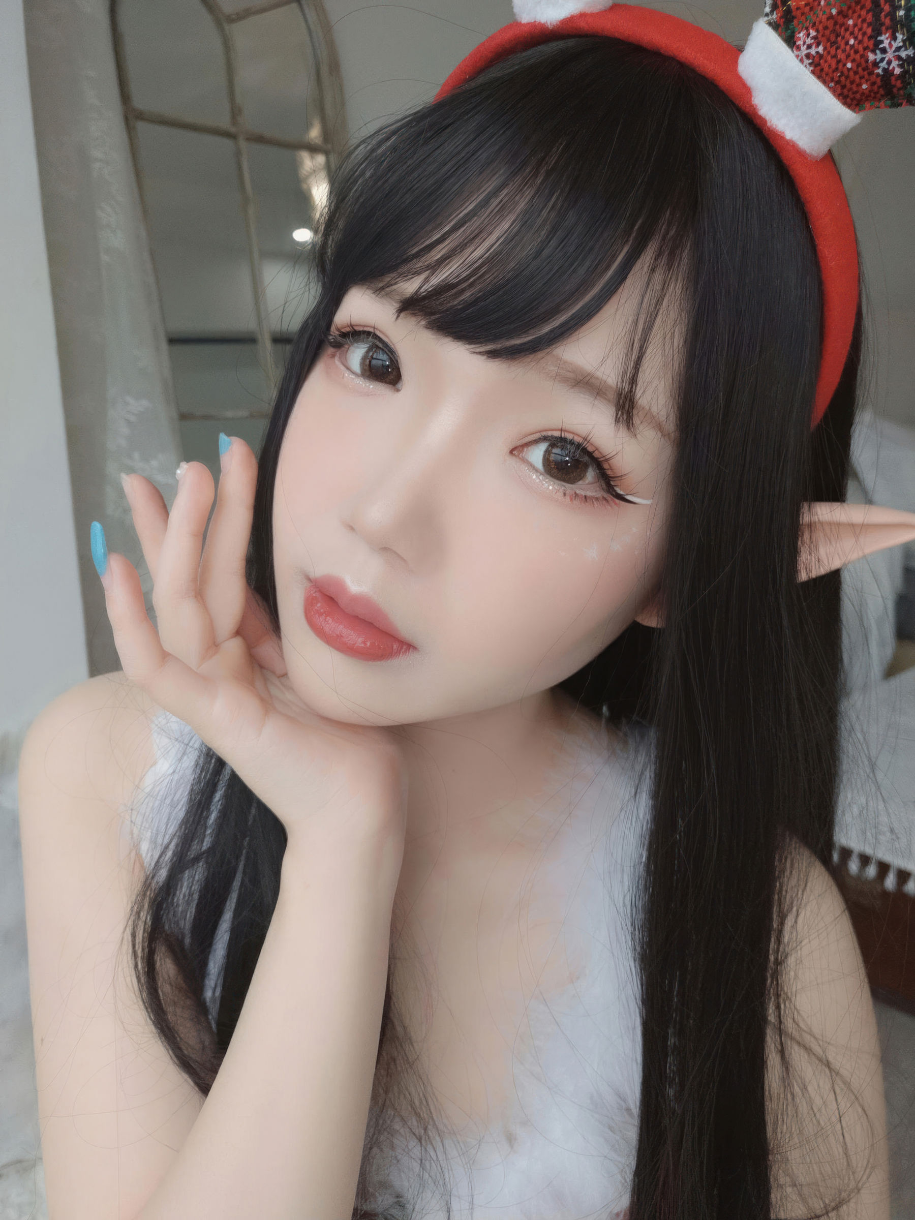 动漫博主 雪晴Astra - 2020圣诞节自拍/(140P)