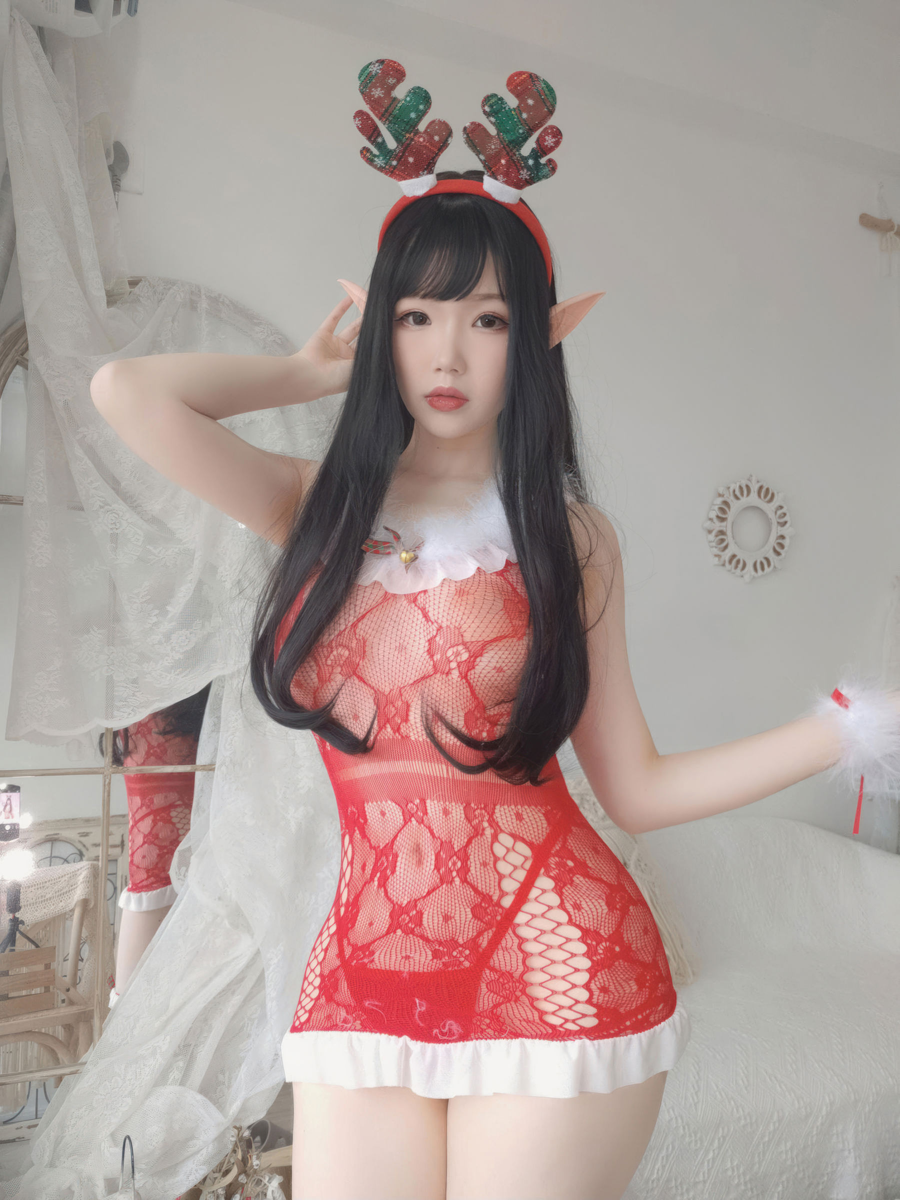 动漫博主 雪晴Astra - 2020圣诞节自拍/(140P)