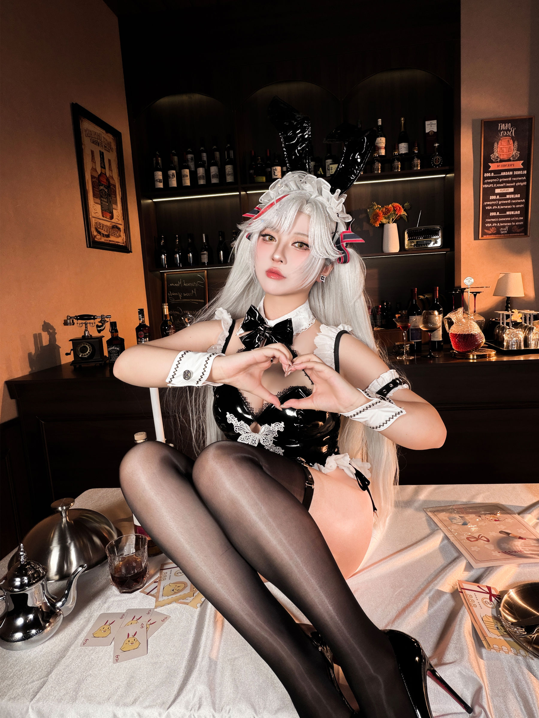 半半子 - 歐根親王Bunny/(62P)