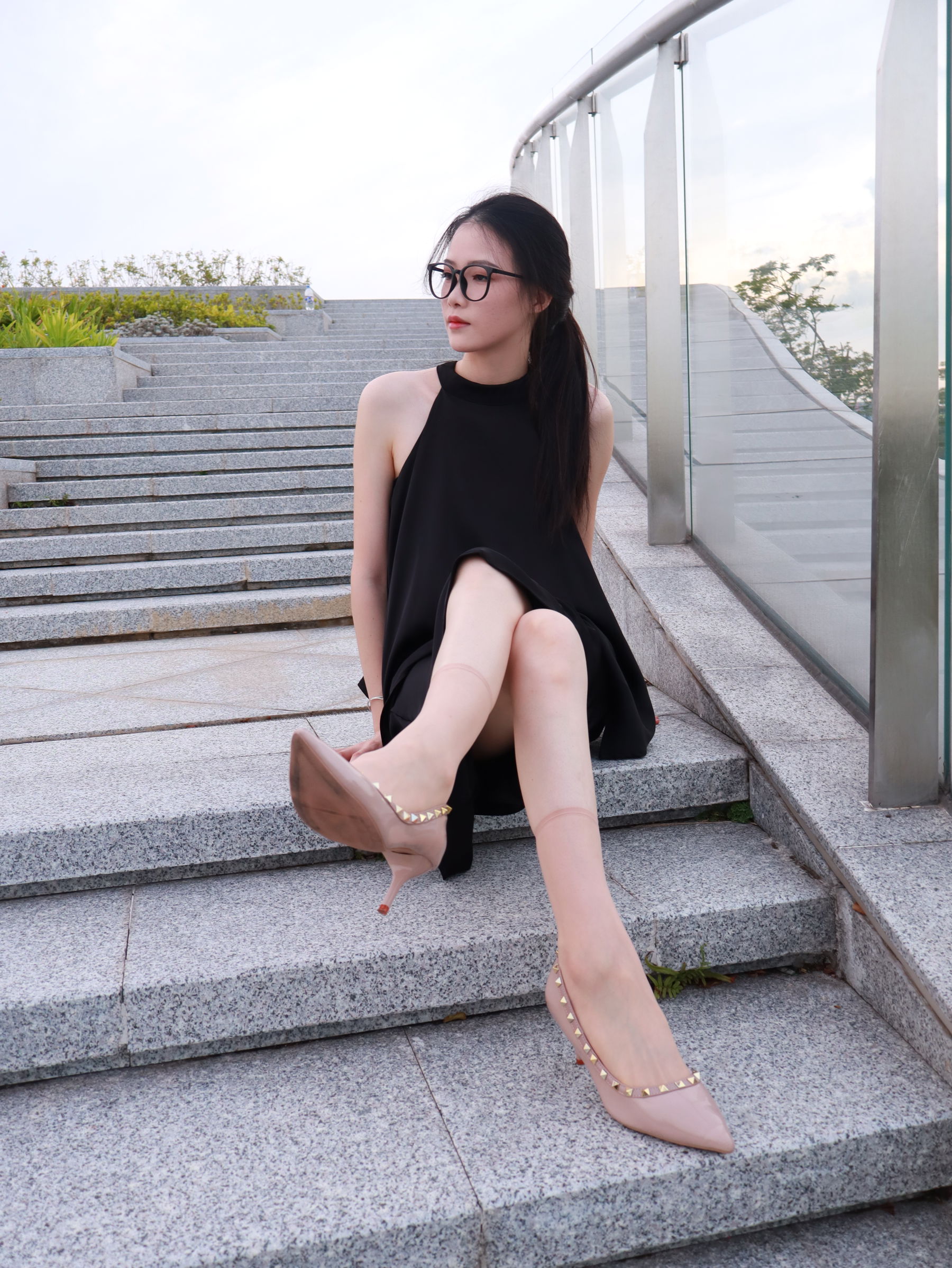 个人约拍 - 18号作品 02框眼镜小妹/(258P)