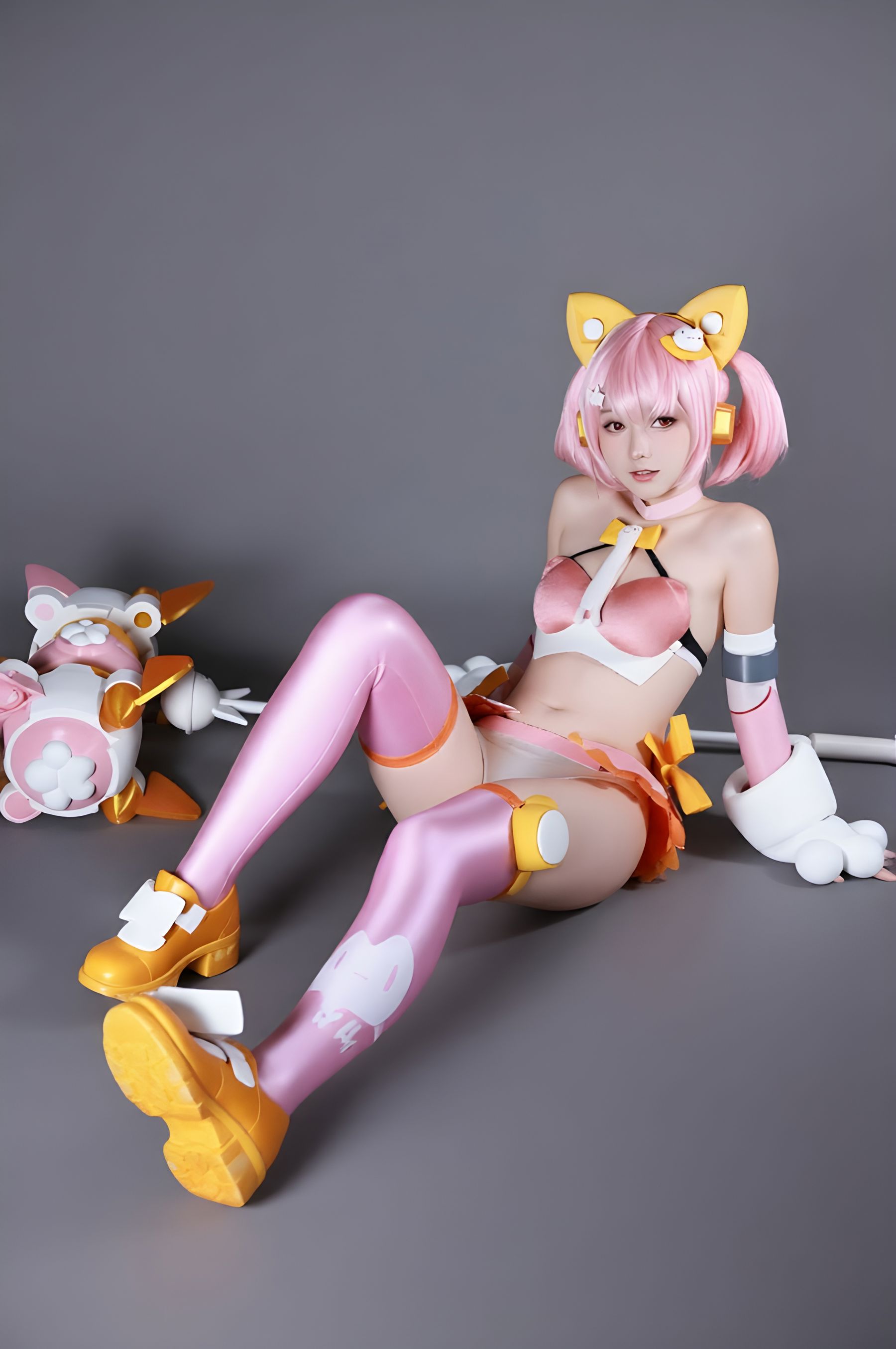 动漫博主 G44不会受伤 - 女神装置Puni Mofu猫猫/(54P)