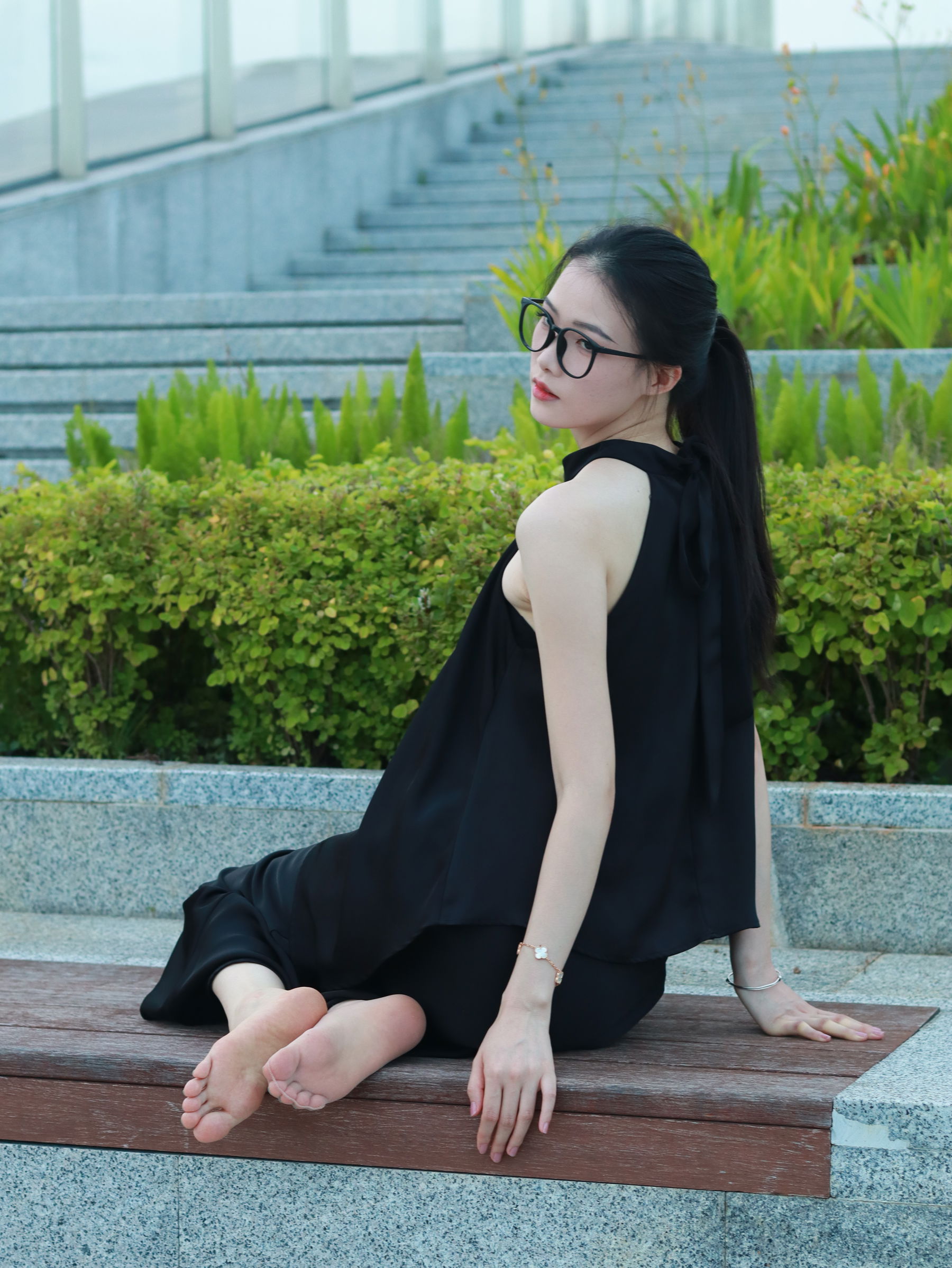 个人约拍 - 18号作品 02框眼镜小妹/(258P)