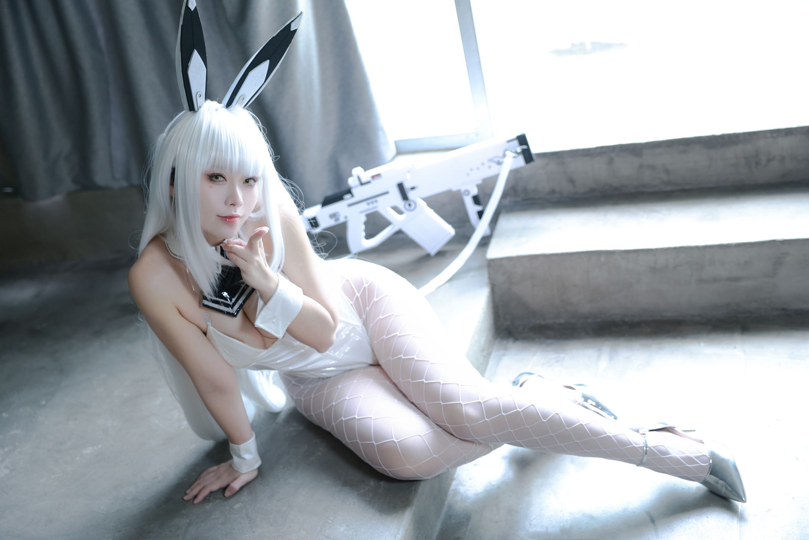 动漫博主 G44不会受伤 - 布兰儿兔女郎/(51P)