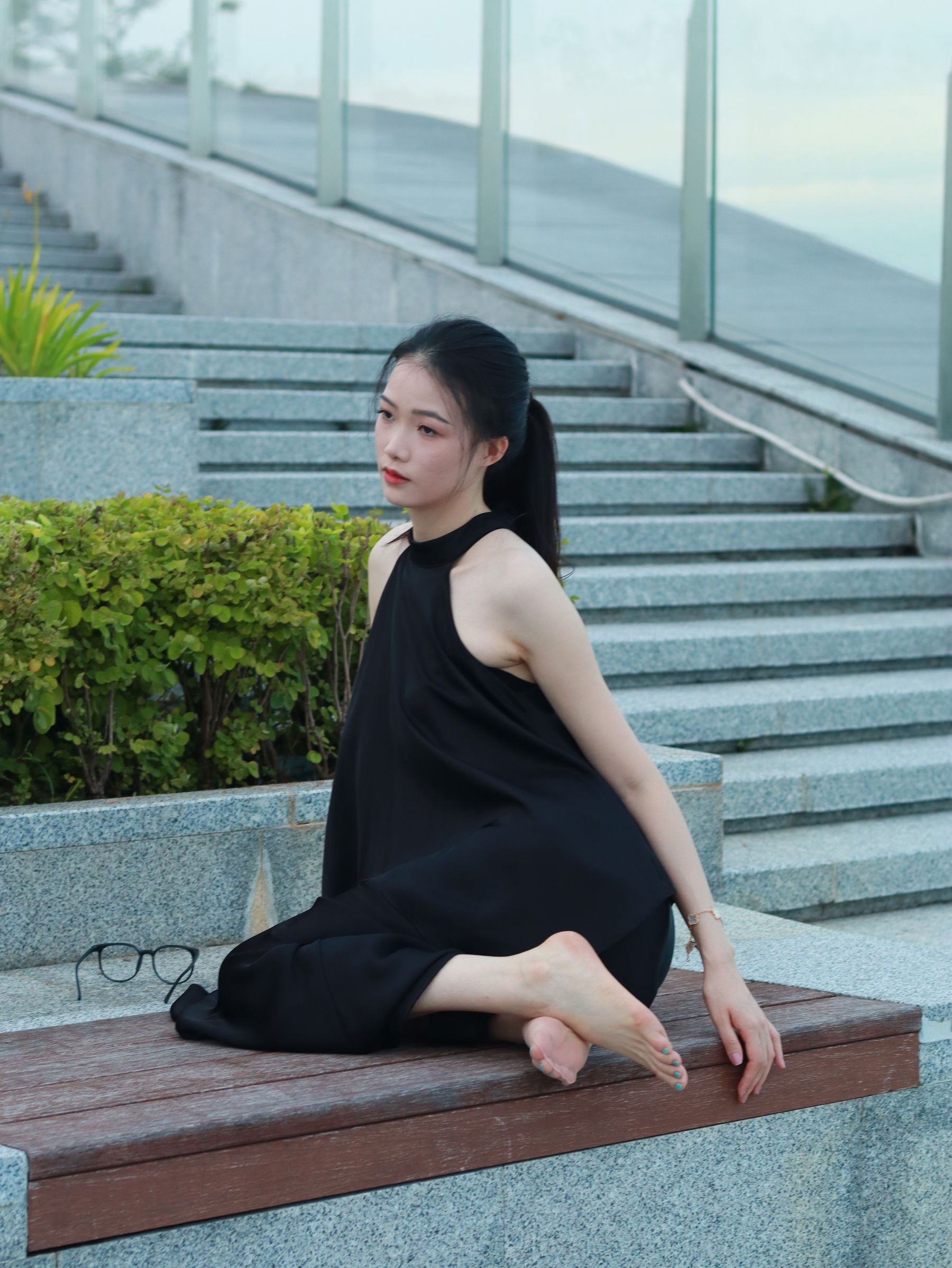 个人约拍 - 18号作品 02框眼镜小妹/(258P)