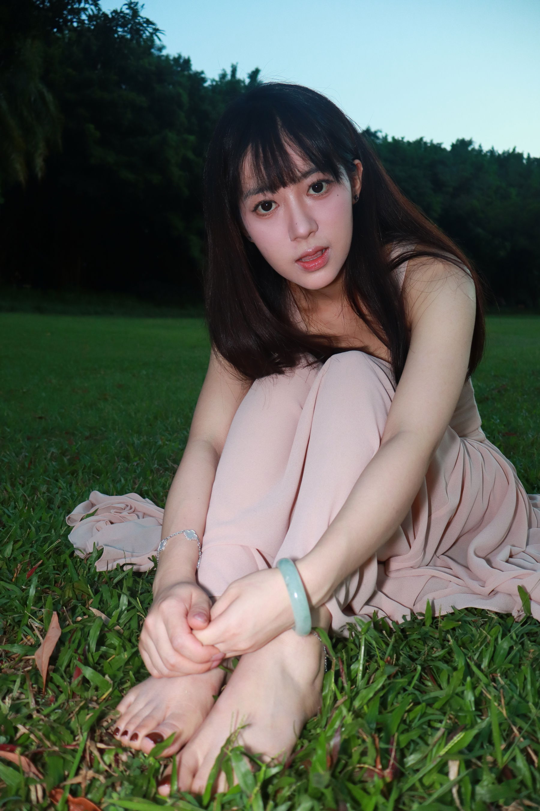 个人约拍 - 20号作品 超高颜值短裙学生妹小姐姐/(333P)